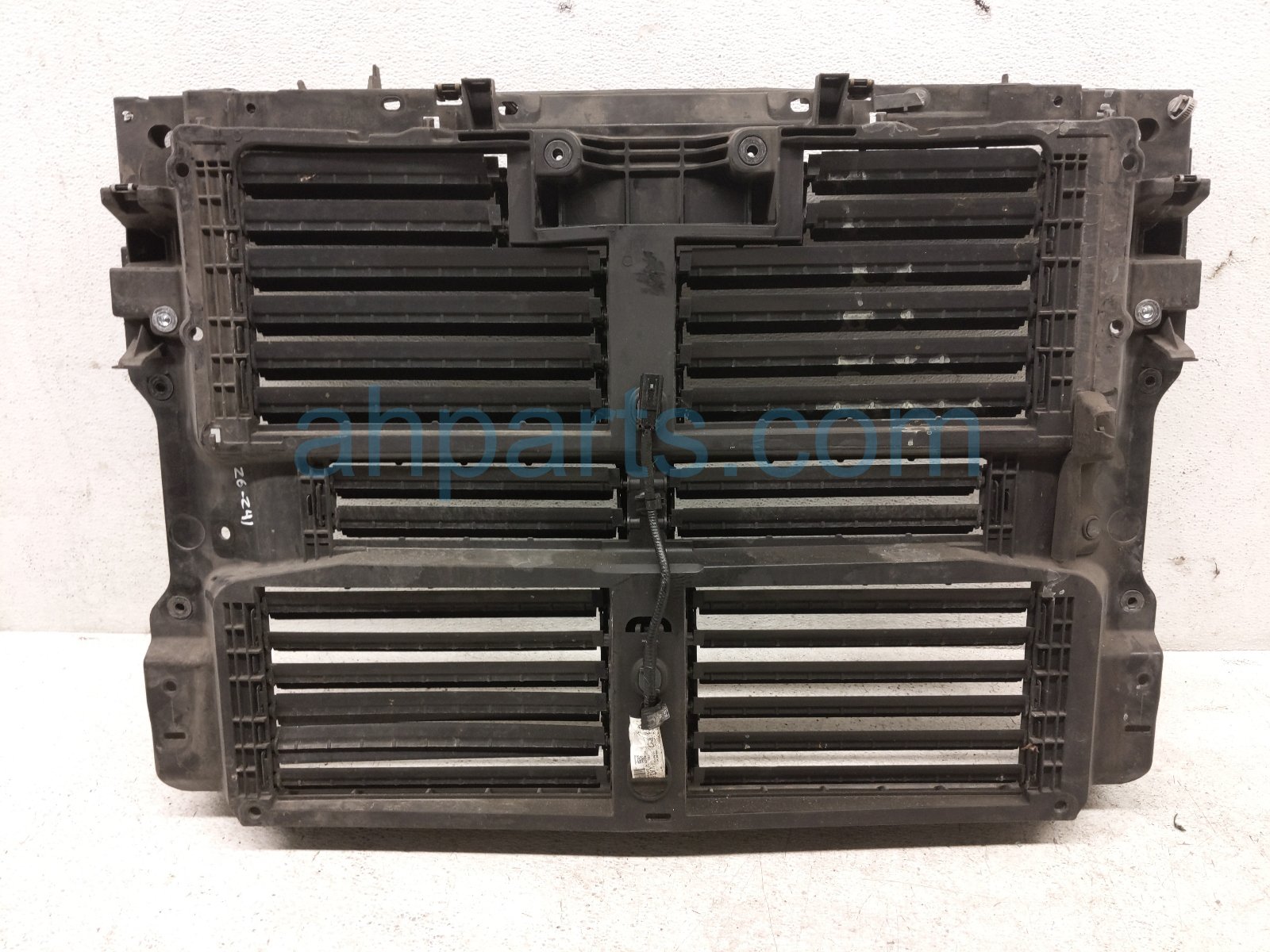 2024 Mazda Cx 50 Radiator Grille Air Shutter 2.5l VC88 53 100A Replacement 2024 Mazda Cx 50 Radiator Grille Air Shutter 2.5l VC88 53 100A Replacement thumbnail