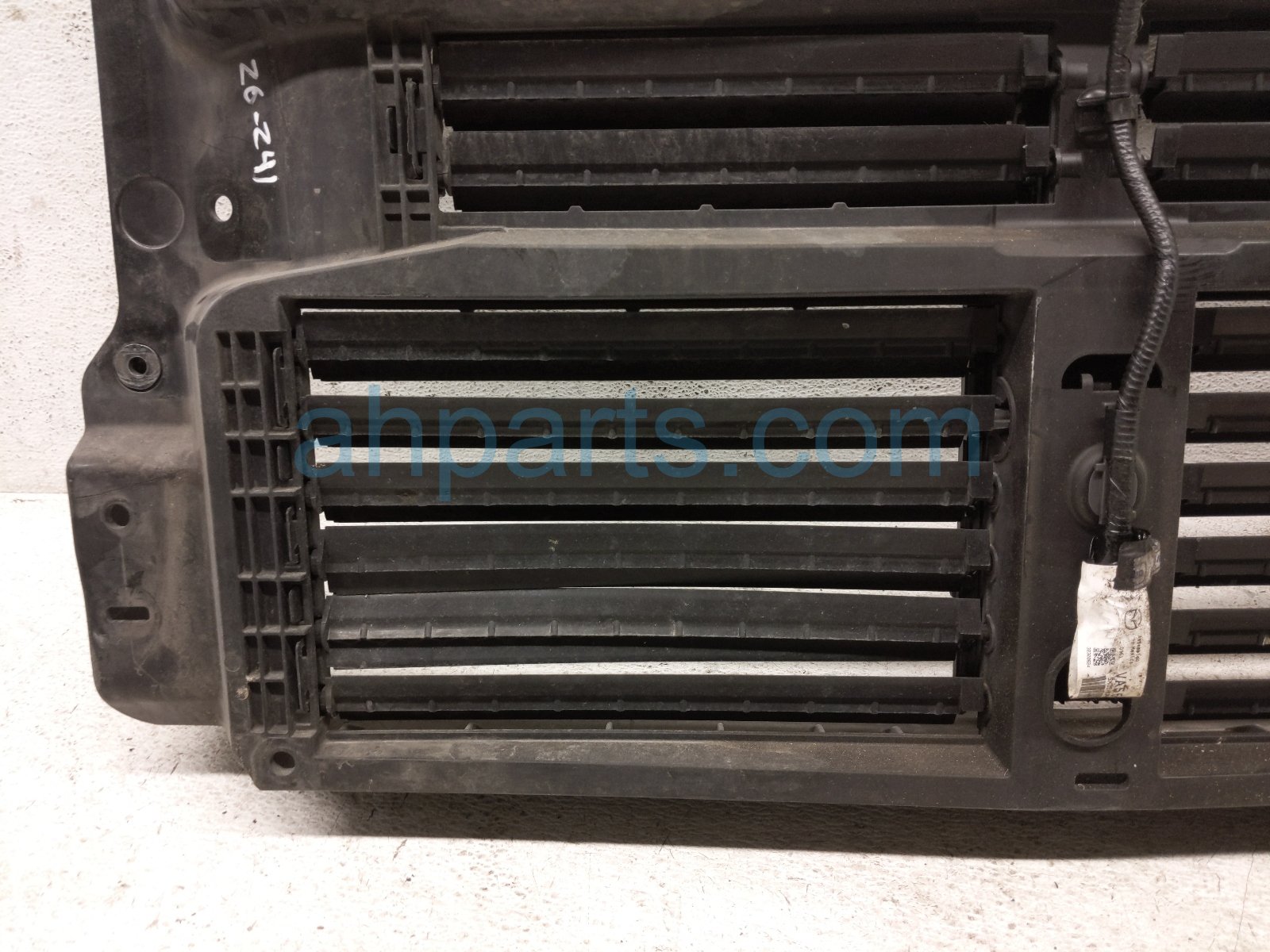 2024 Mazda Cx 50 Radiator Grille Air Shutter 2.5l VC88 53 100A Replacement 2024 Mazda Cx 50 Radiator Grille Air Shutter 2.5l VC88 53 100A Replacement thumbnail