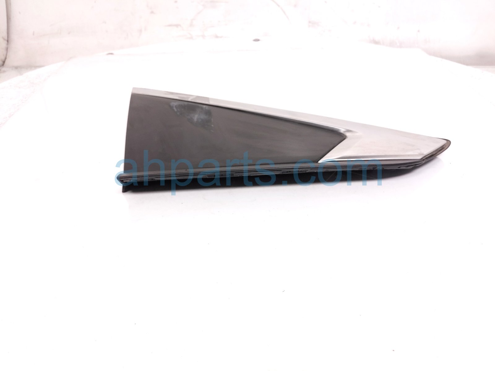 2026 Nissan Sentra Driver Quarter Pillar Garnish Blk 78127 7SF0A Replacement 2026 Nissan Sentra Driver Quarter Pillar Garnish Blk 78127 7SF0A Replacement thumbnail
