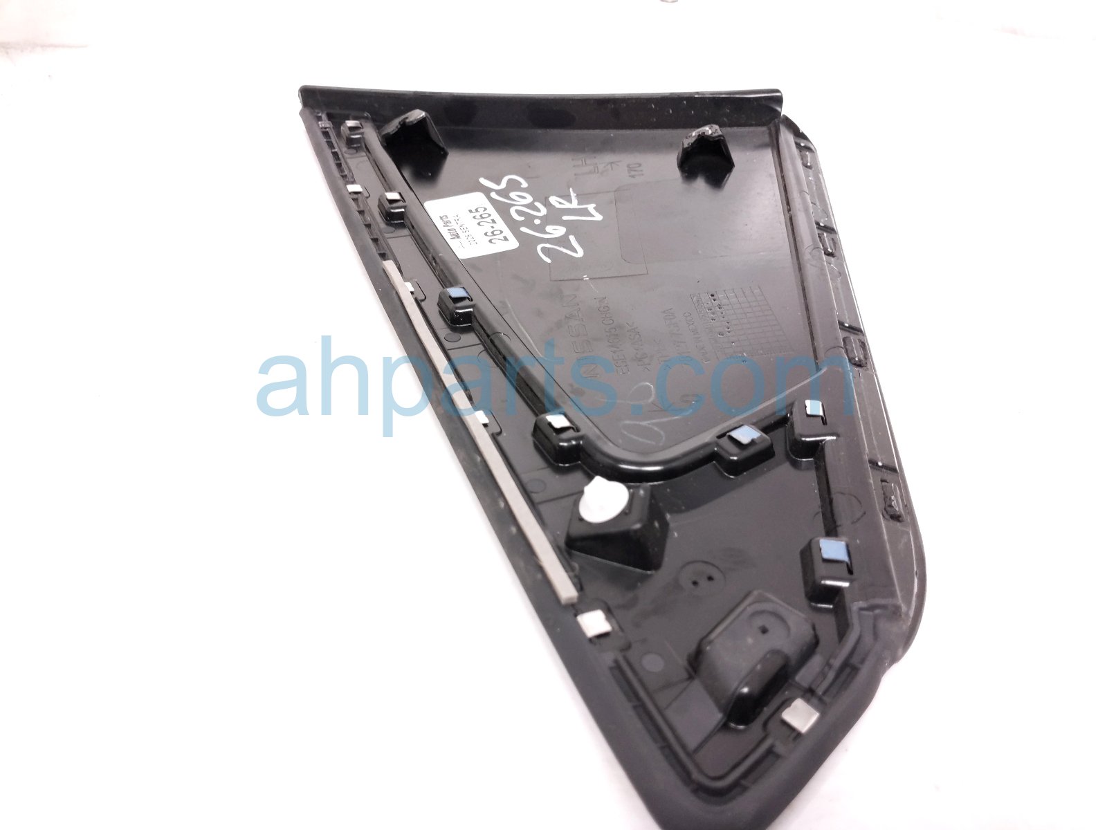 2026 Nissan Sentra Driver Quarter Pillar Garnish Blk 78127 7SF0A Replacement 2026 Nissan Sentra Driver Quarter Pillar Garnish Blk 78127 7SF0A Replacement thumbnail