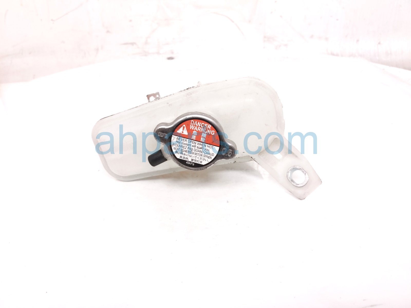 2025 Honda Civic Coolant Overflow Reservoir Tank 1J101 6MA 007 Replacement 2025 Honda Civic Coolant Overflow Reservoir Tank 1J101 6MA 007 Replacement thumbnail