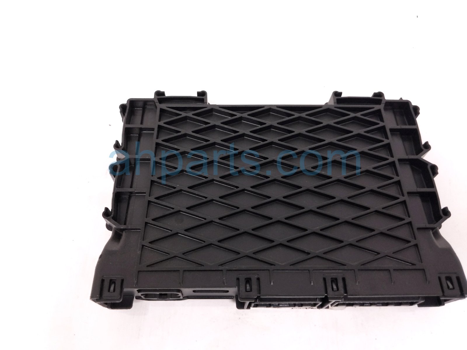 2026 Nissan Sentra Gateway Control Module Unit 284Y1 7TA1A Replacement 2026 Nissan Sentra Gateway Control Module Unit 284Y1 7TA1A Replacement thumbnail