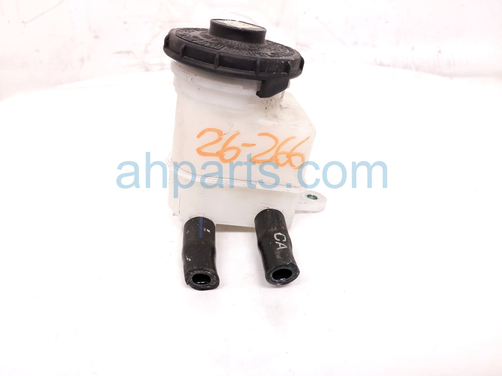 2025 Honda Civic Master Brake Cylinder Reservoir Only 46661 T50 H00 Replacement 2025 Honda Civic Master Brake Cylinder Reservoir Only 46661 T50 H00 Replacement thumbnail