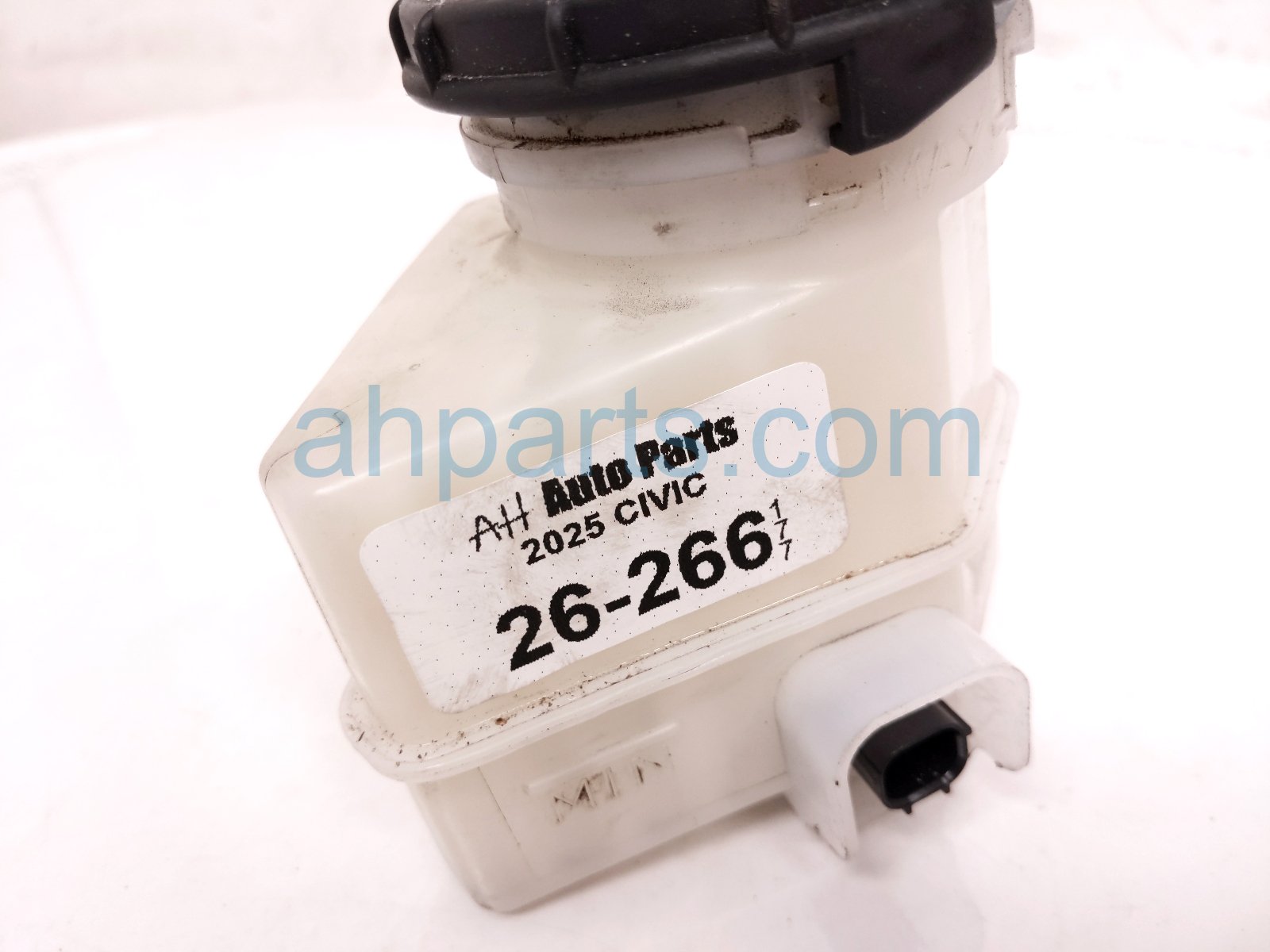 2025 Honda Civic Master Brake Cylinder Reservoir Only 46661 T50 H00 Replacement 2025 Honda Civic Master Brake Cylinder Reservoir Only 46661 T50 H00 Replacement thumbnail