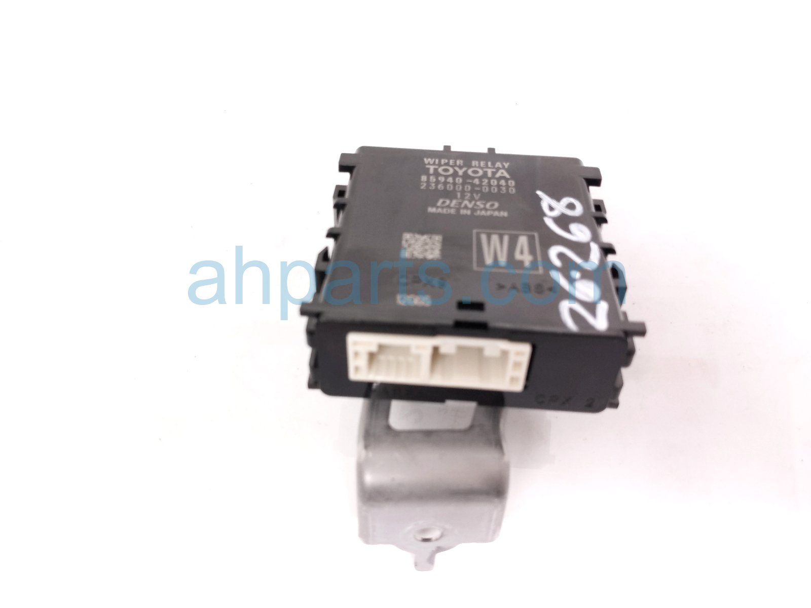 Toyota WINDSHIELD RELAY ASSY - XLE