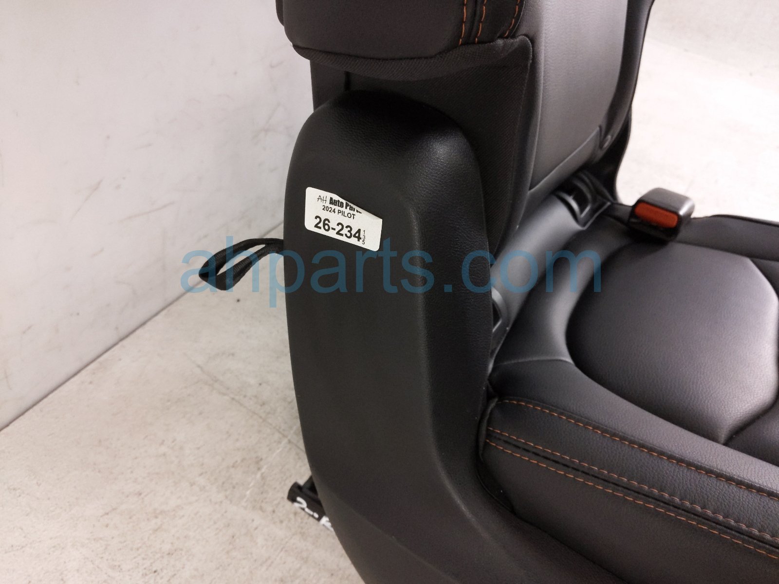 2024 Honda Pilot Rear / Back (2nd Row) 2nd Row Passenger Seat Black Trail Sport 81321 T90 A41ZA Replacement 2024 Honda Pilot Rear / Back (2nd Row) 2nd Row Passenger Seat Black Trail Sport 81321 T90 A41ZA Replacement thumbnail