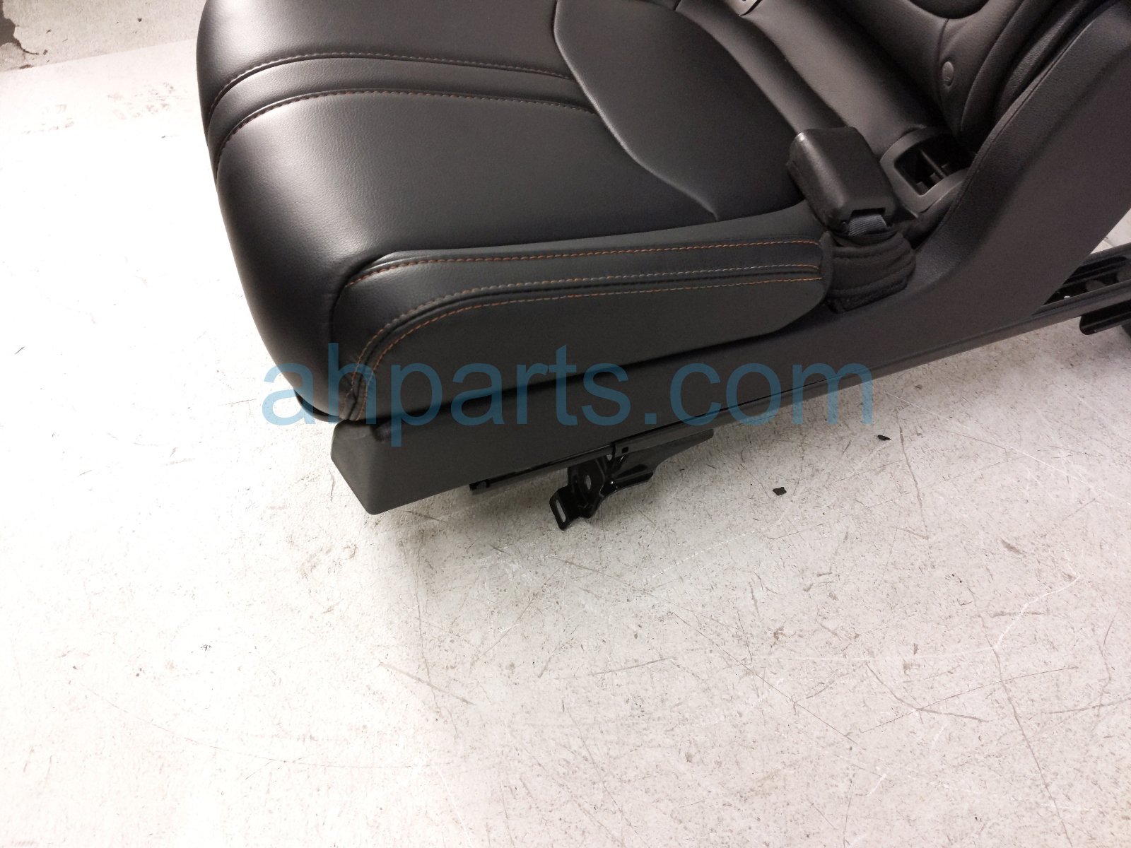 2024 Honda Pilot Rear / Back (2nd Row) 2nd Row Passenger Seat Black Trail Sport 81321 T90 A41ZA Replacement 2024 Honda Pilot Rear / Back (2nd Row) 2nd Row Passenger Seat Black Trail Sport 81321 T90 A41ZA Replacement thumbnail