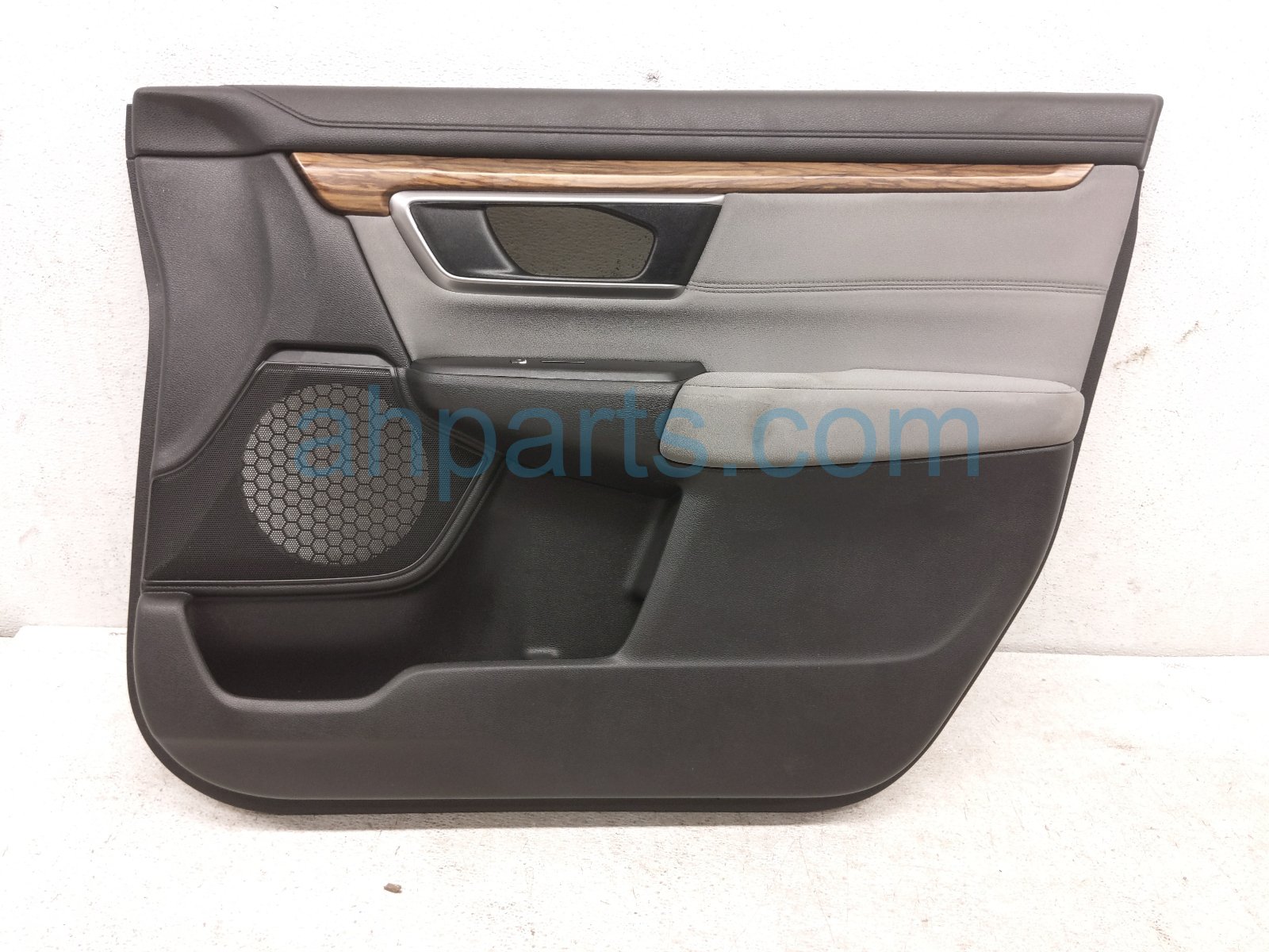Front passenger INTERIOR DOOR PANEL - GREY