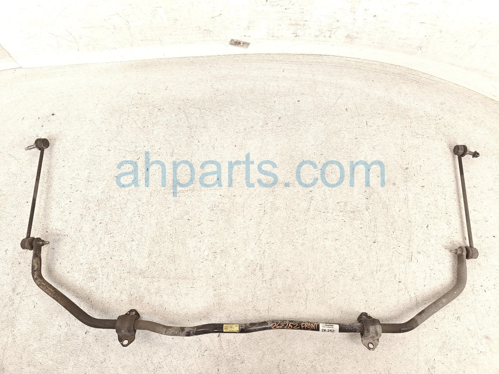 FRONT STABILIZER / SWAY BAR W/LINKS