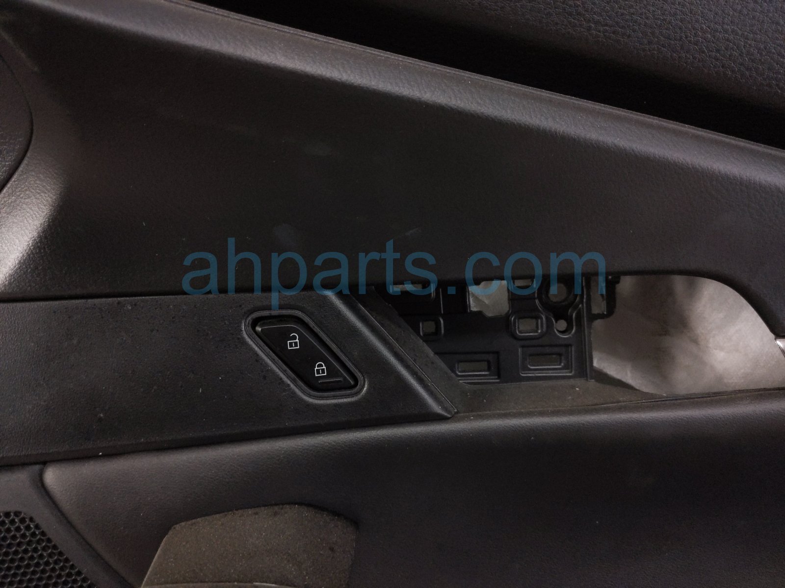 2023 Mazda Cx 30 Trim / Liner Front Passenger Interior Door Panel Black DGJ5 68 420C 03 Replacement 2023 Mazda Cx 30 Trim / Liner Front Passenger Interior Door Panel Black DGJ5 68 420C 03 Replacement thumbnail