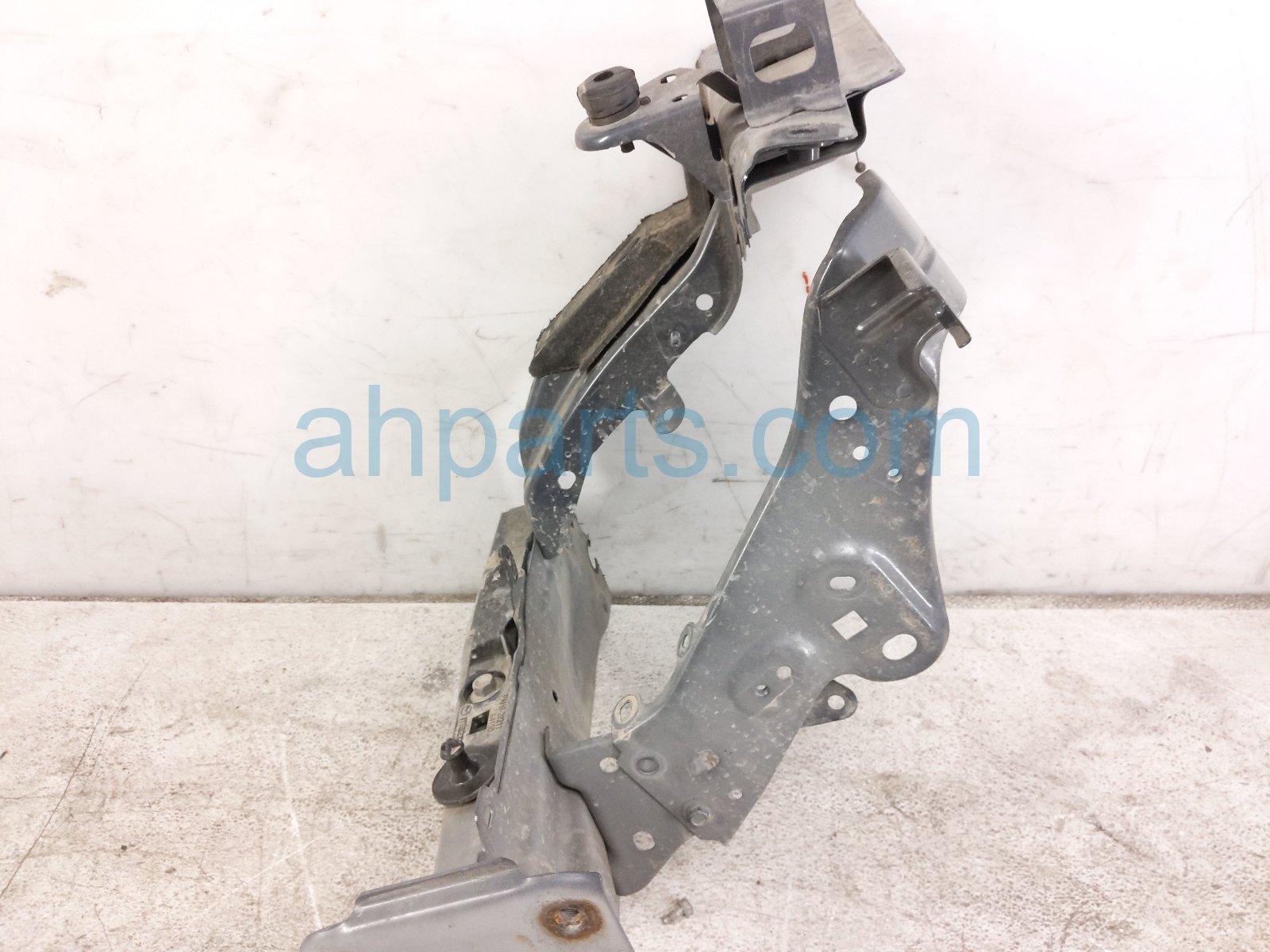 2023 Mazda Cx 30 Driver Apron Frame Rail Cut Grey BDTS 54 31XB Replacement 2023 Mazda Cx 30 Driver Apron Frame Rail Cut Grey BDTS 54 31XB Replacement thumbnail