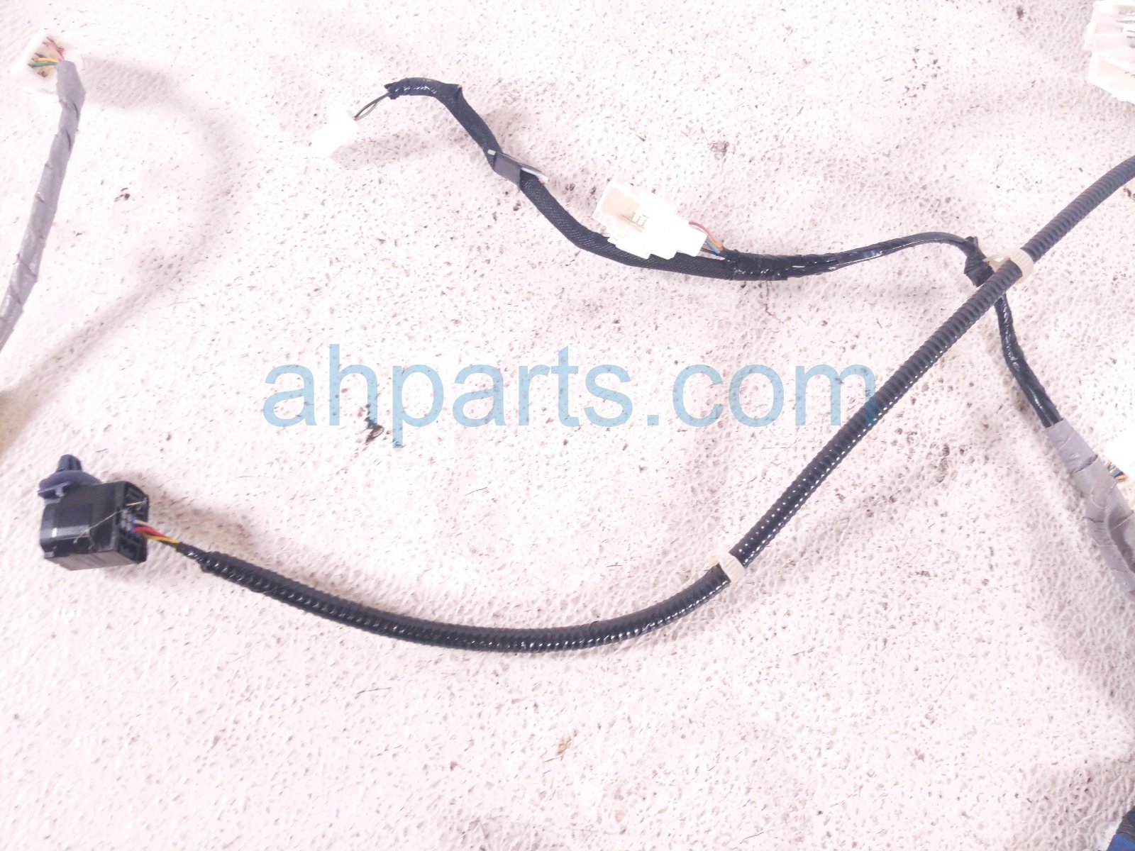 2020 Honda Pilot Front Driver Door Wire Harness 32751 TG7 A90 Replacement 2020 Honda Pilot Front Driver Door Wire Harness 32751 TG7 A90 Replacement thumbnail