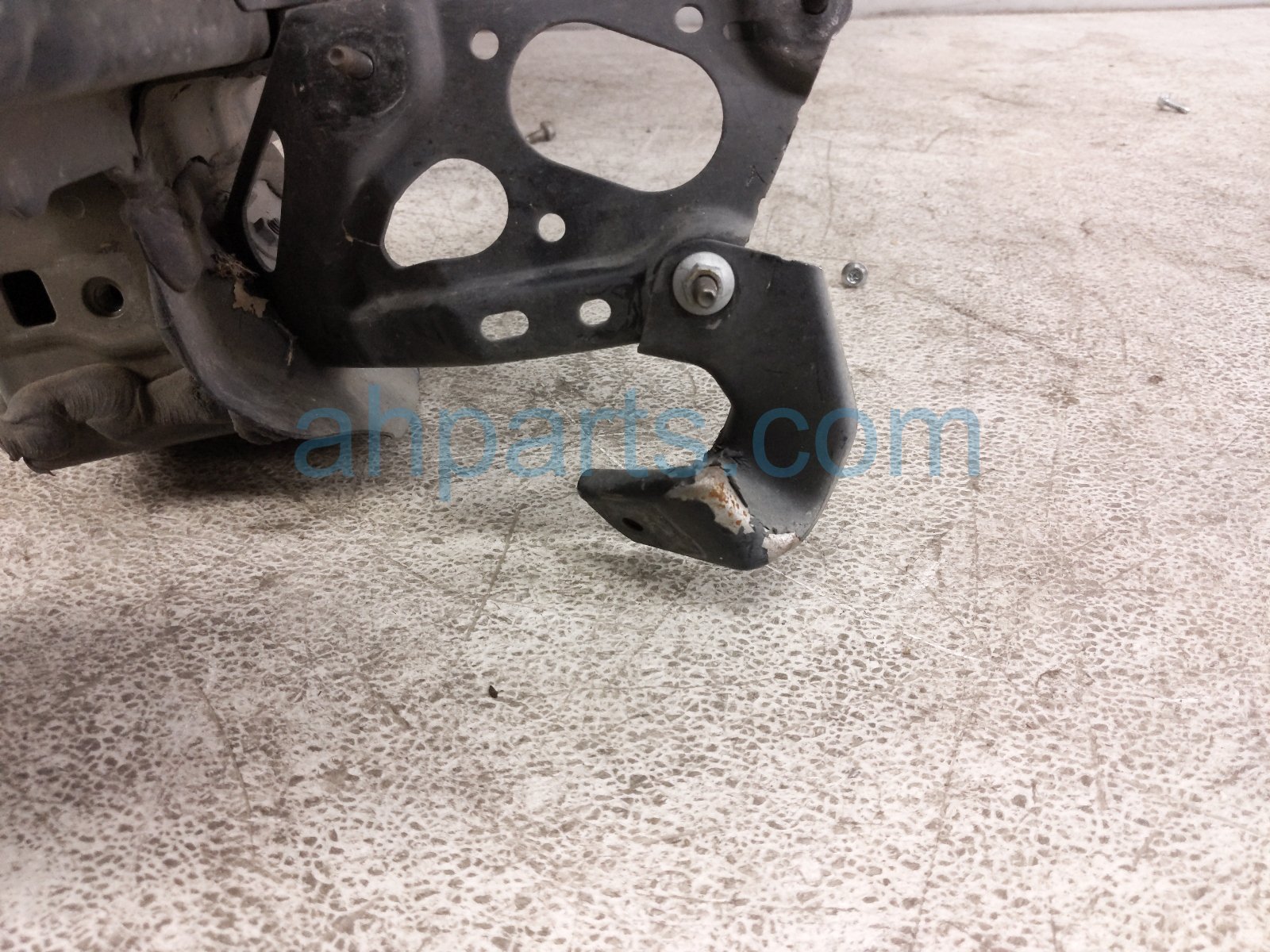 2021 Toyota Highlander Driver Apron Frame Rail Cut Blue 53702 0E090 Replacement 2021 Toyota Highlander Driver Apron Frame Rail Cut Blue 53702 0E090 Replacement thumbnail