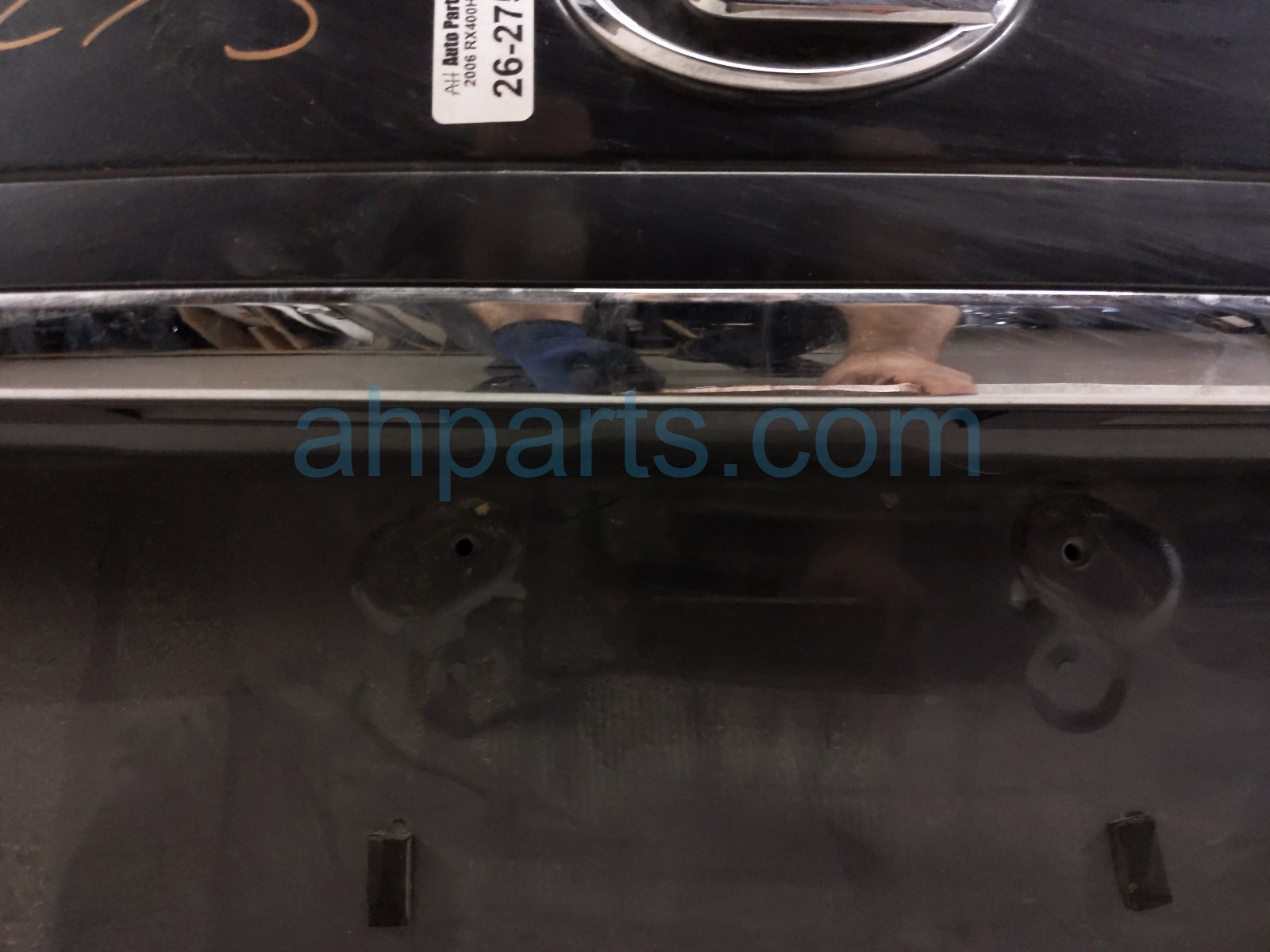 2006 Lexus Rx400h Deck Trunk Lid Lift Gate / Tail Gate Grey 67005 48301 Replacement 2006 Lexus Rx400h Deck Trunk Lid Lift Gate / Tail Gate Grey 67005 48301 Replacement thumbnail