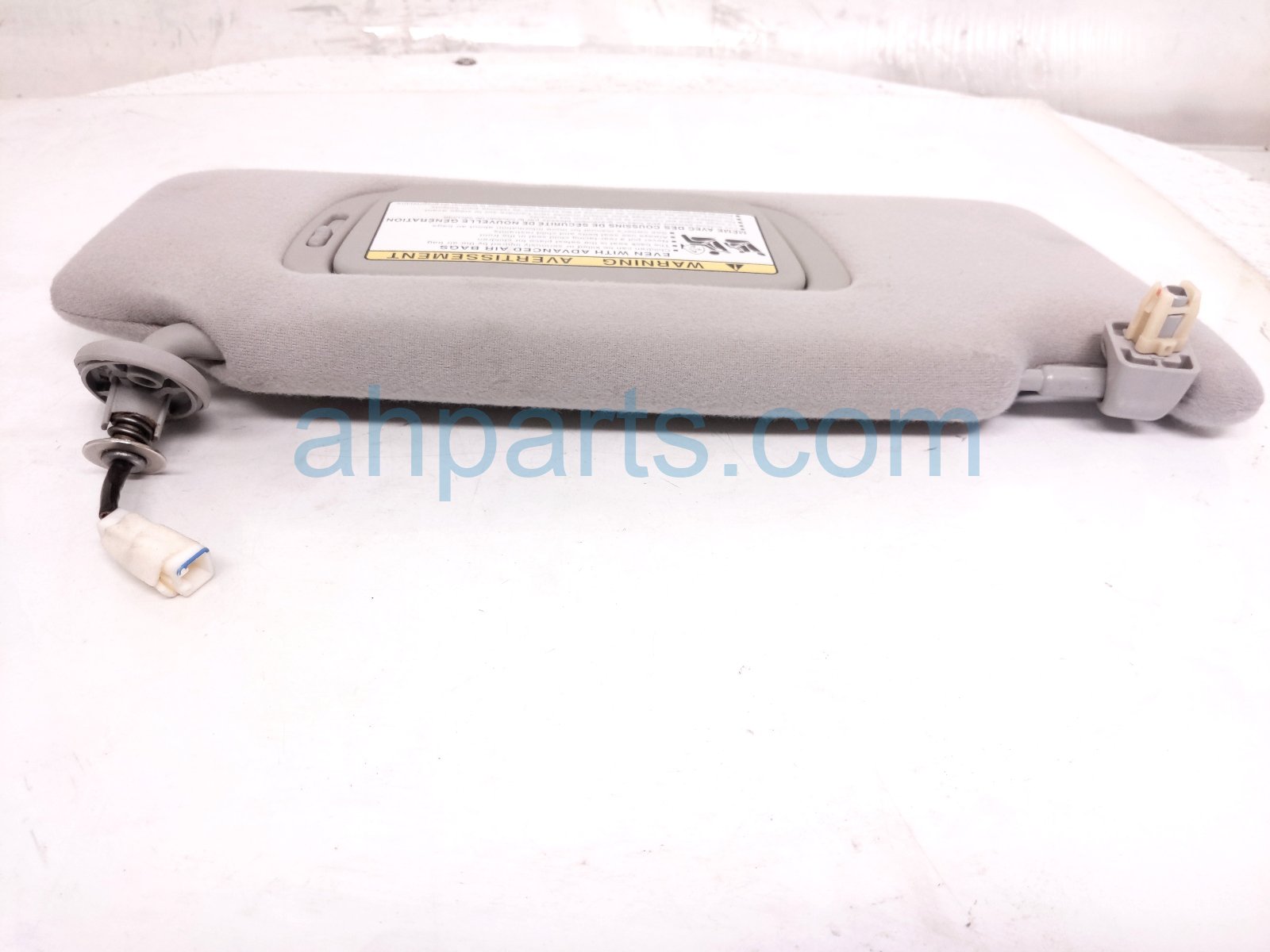 2006 Lexus Rx400h Passenger Sun Visor Grey 74310 0E011 B0 Replacement 2006 Lexus Rx400h Passenger Sun Visor Grey 74310 0E011 B0 Replacement thumbnail