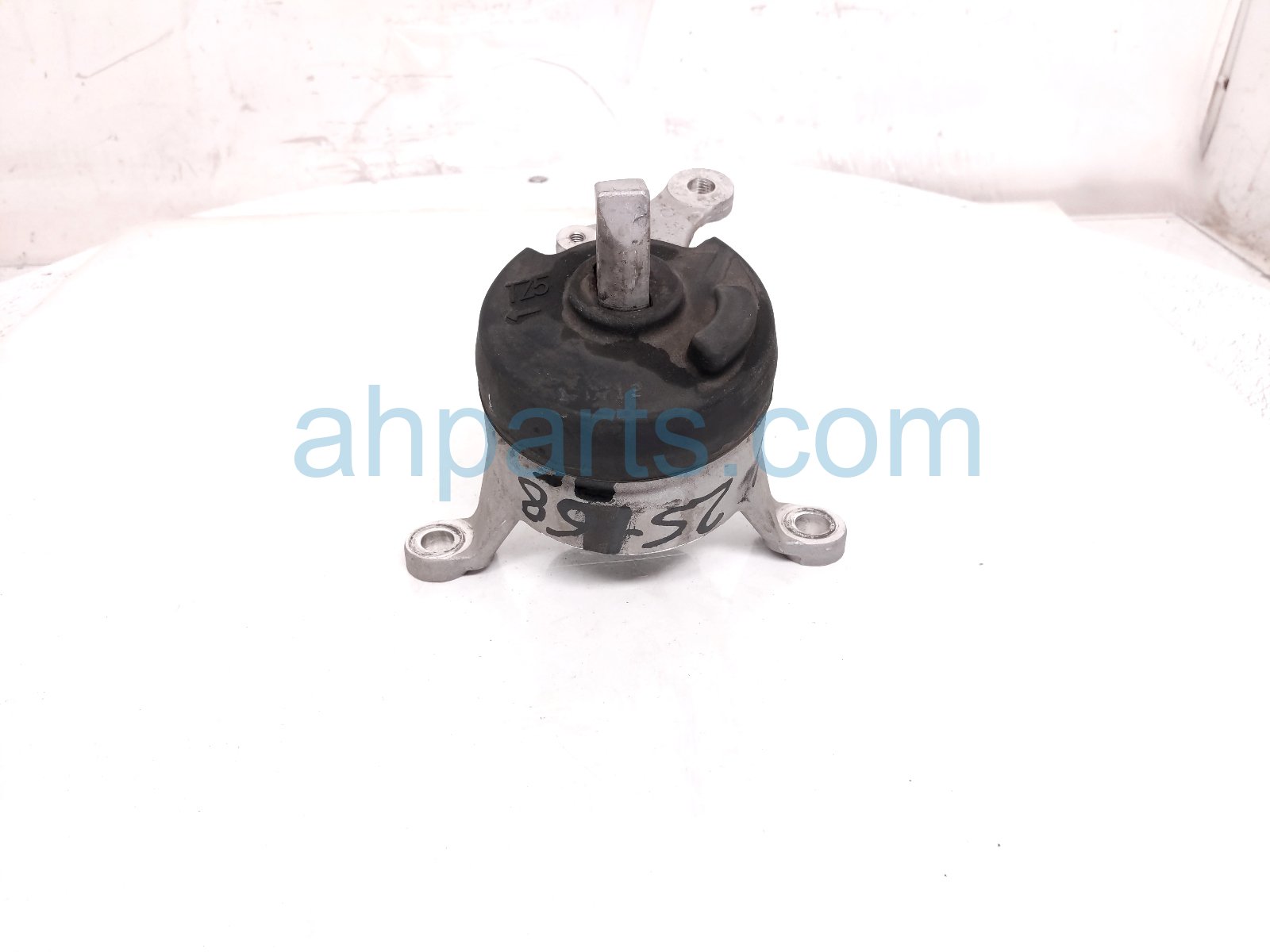 $75 Honda RH ENGINE SIDE MOUNT - 3.5L FWD