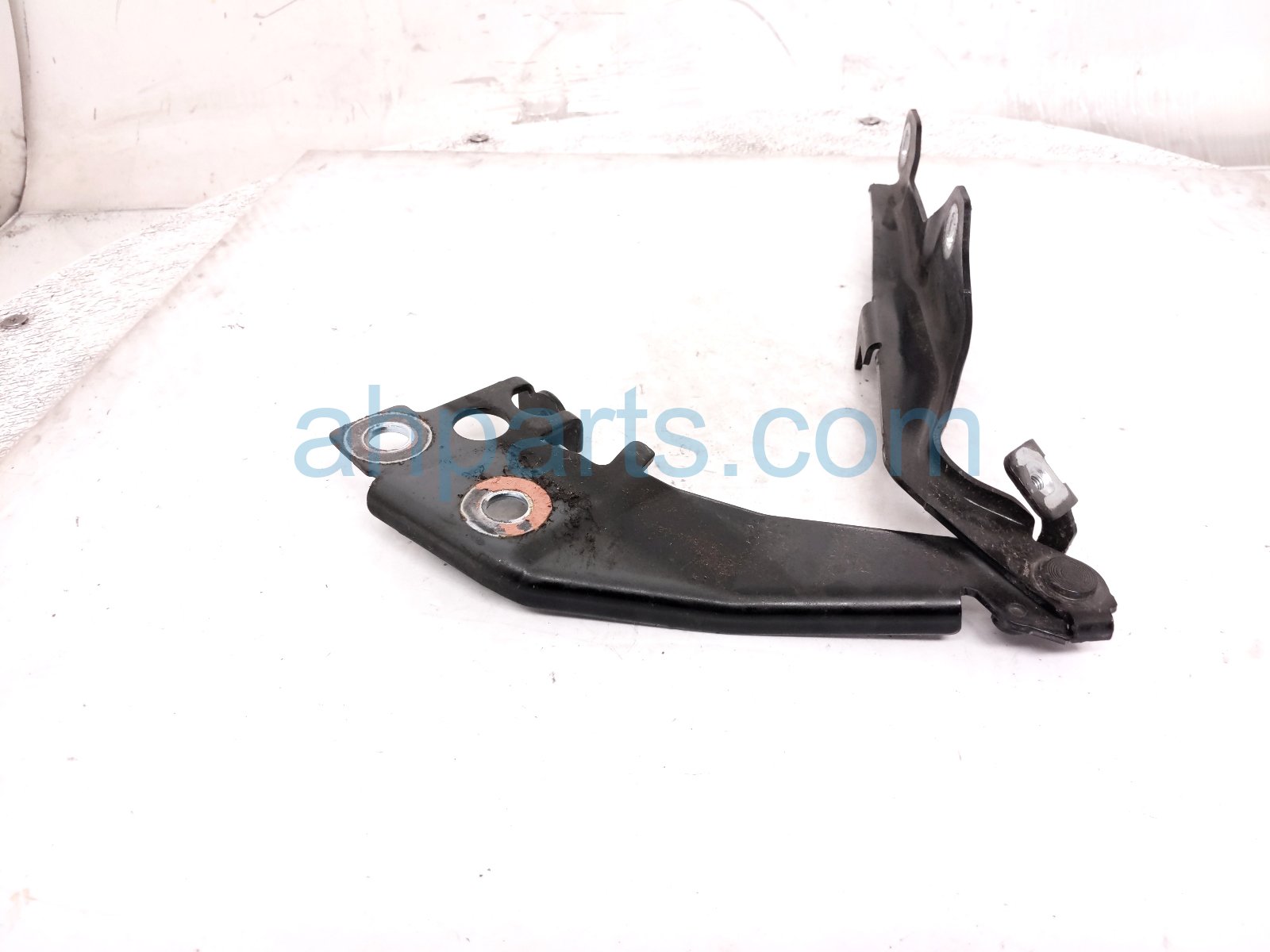 2024 Ford Mustang Front Passenger Hood Hinge Black PR3B 16800 AA Replacement 2024 Ford Mustang Front Passenger Hood Hinge Black PR3B 16800 AA Replacement thumbnail