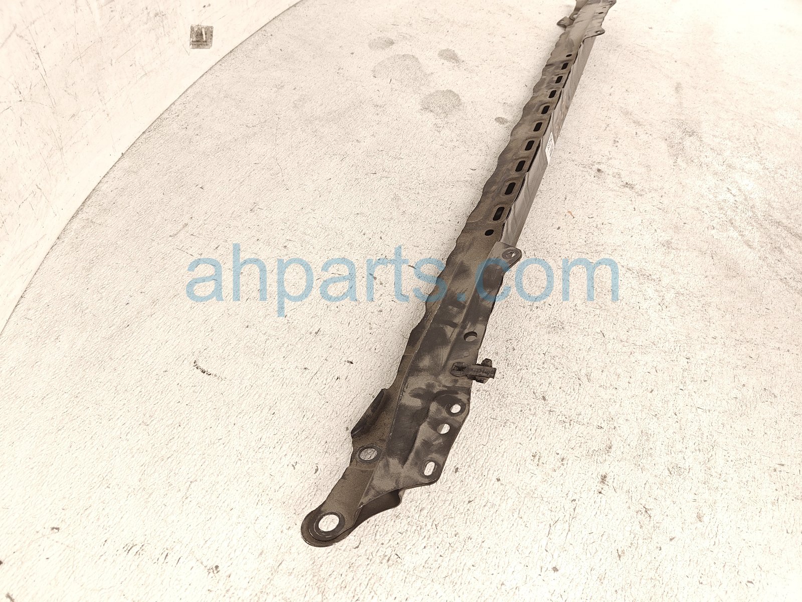 2020 Toyota Camry Stabilizer / Sway Bar Front Strut Tower Brace 53607 33010 Replacement 2020 Toyota Camry Stabilizer / Sway Bar Front Strut Tower Brace 53607 33010 Replacement thumbnail