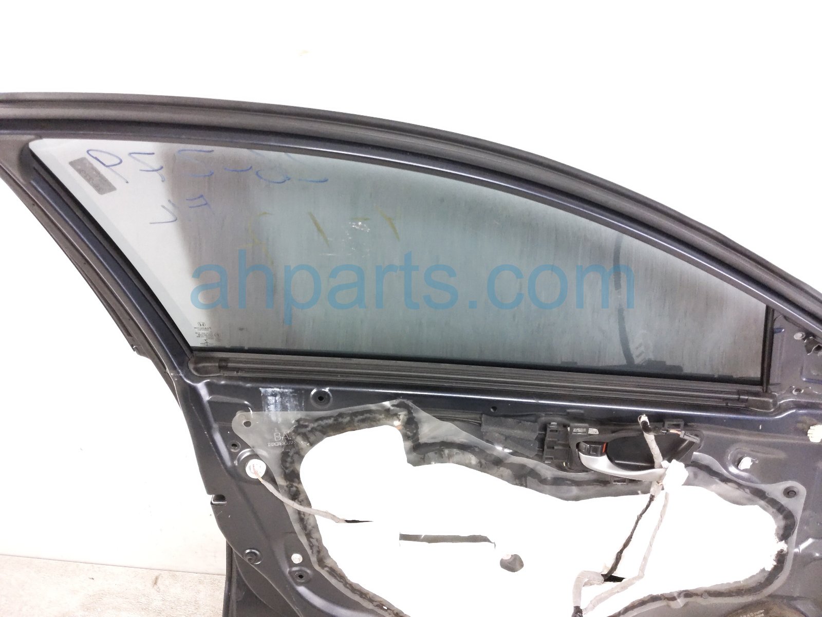 2016 Honda Civic Front Driver Door Blue No Mirror/trim 67050 TBA A00ZZ Replacement 2016 Honda Civic Front Driver Door Blue No Mirror/trim 67050 TBA A00ZZ Replacement thumbnail