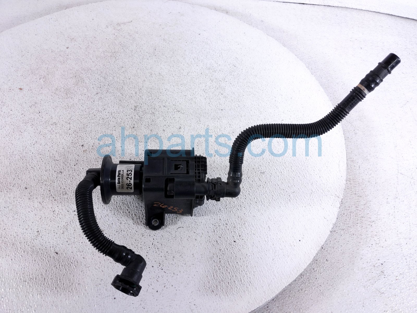 Toyota FUEL VAPOR LEAK DETECTION PUMP 2.0L