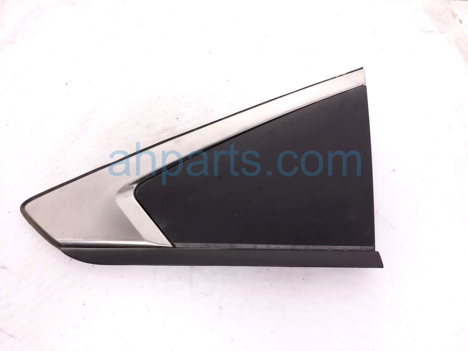 2026 Nissan Sentra Passenger Quarter Pillar Garnish Blk 78126 7SF0A Replacement 2026 Nissan Sentra Passenger Quarter Pillar Garnish Blk 78126 7SF0A Replacement thumbnail