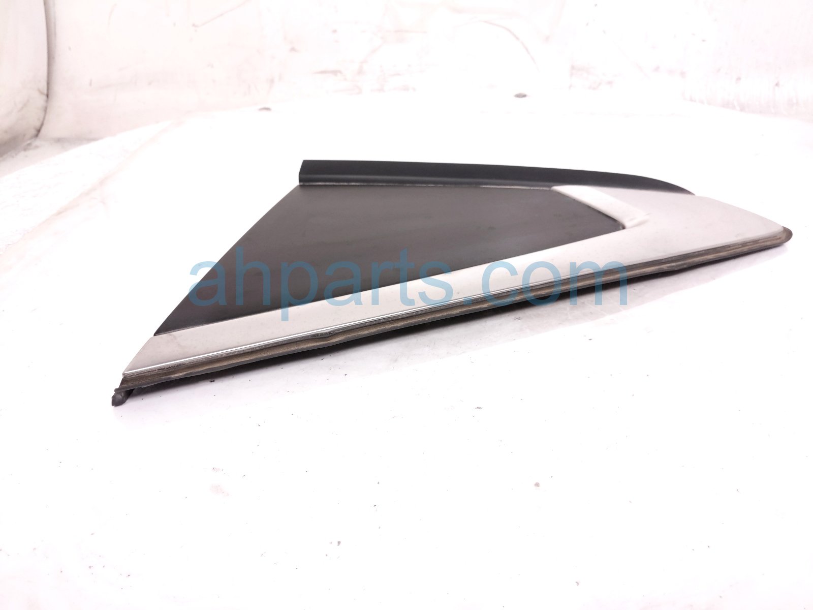 2026 Nissan Sentra Passenger Quarter Pillar Garnish Blk 78126 7SF0A Replacement 2026 Nissan Sentra Passenger Quarter Pillar Garnish Blk 78126 7SF0A Replacement thumbnail