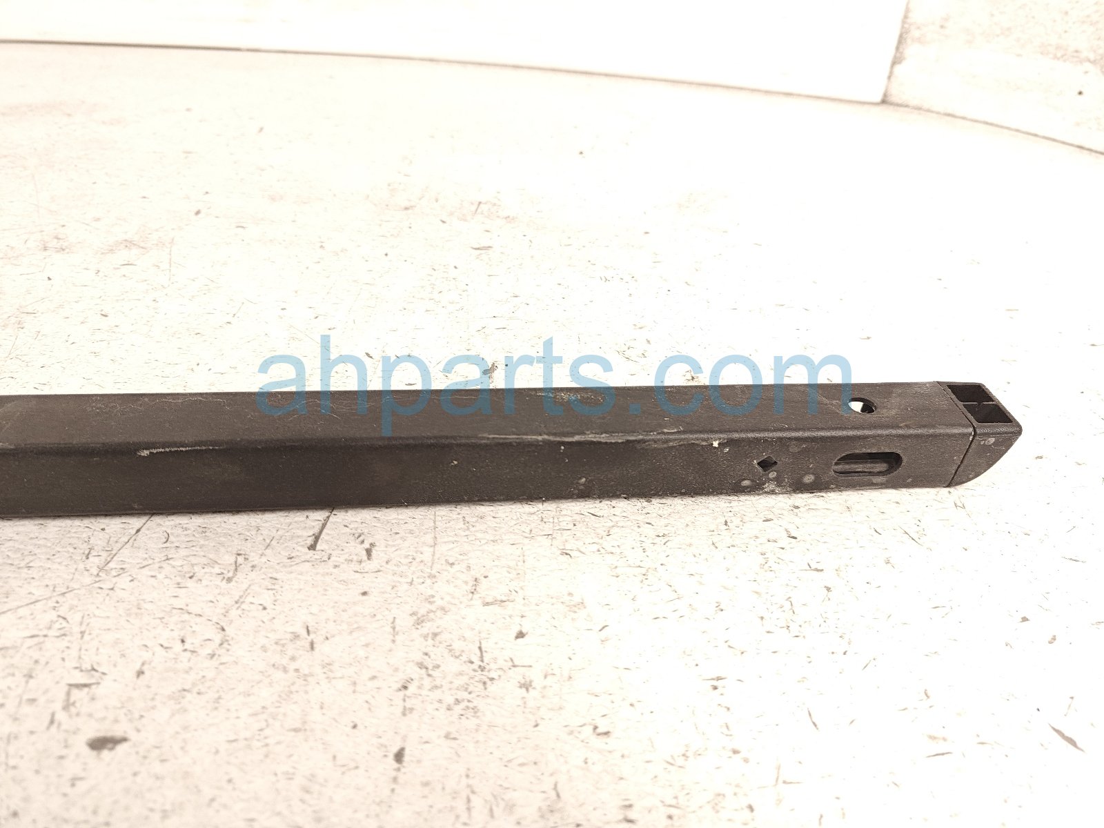 2024 Toyota Tacoma Front Headboard Bed Rail 65409 AK010 Replacement 2024 Toyota Tacoma Front Headboard Bed Rail 65409 AK010 Replacement thumbnail