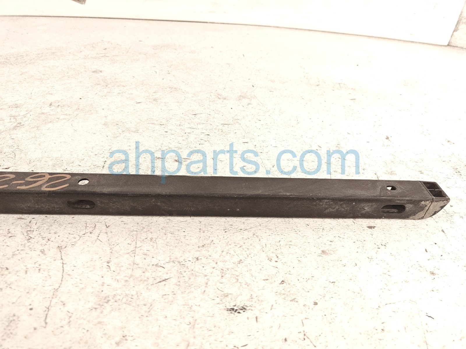 2024 Toyota Tacoma Front Headboard Bed Rail 65409 AK010 Replacement 2024 Toyota Tacoma Front Headboard Bed Rail 65409 AK010 Replacement thumbnail