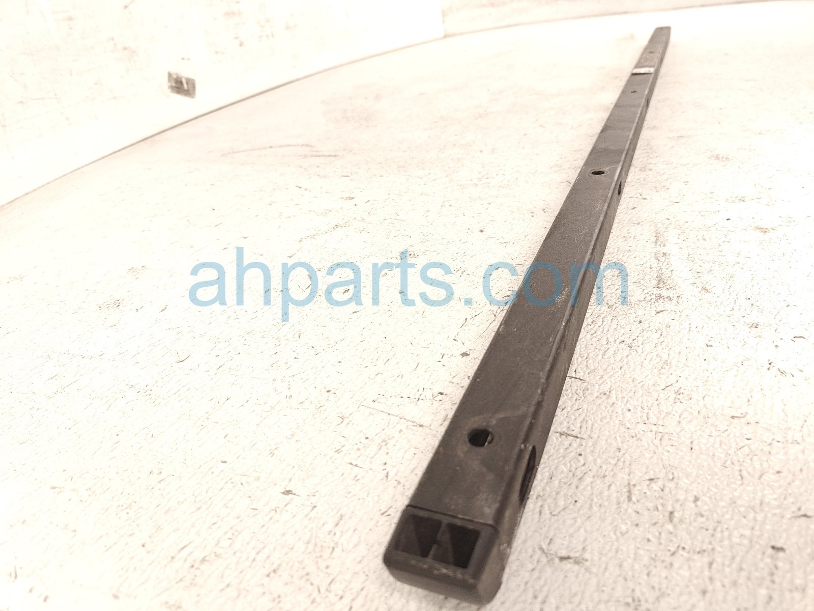 2024 Toyota Tacoma Front Headboard Bed Rail 65409 AK010 Replacement 2024 Toyota Tacoma Front Headboard Bed Rail 65409 AK010 Replacement thumbnail