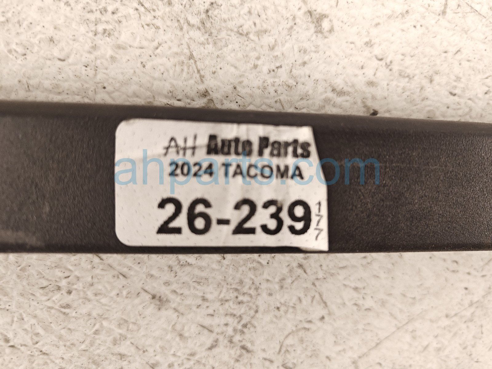 2024 Toyota Tacoma Front Headboard Bed Rail 65409 AK010 Replacement 2024 Toyota Tacoma Front Headboard Bed Rail 65409 AK010 Replacement thumbnail
