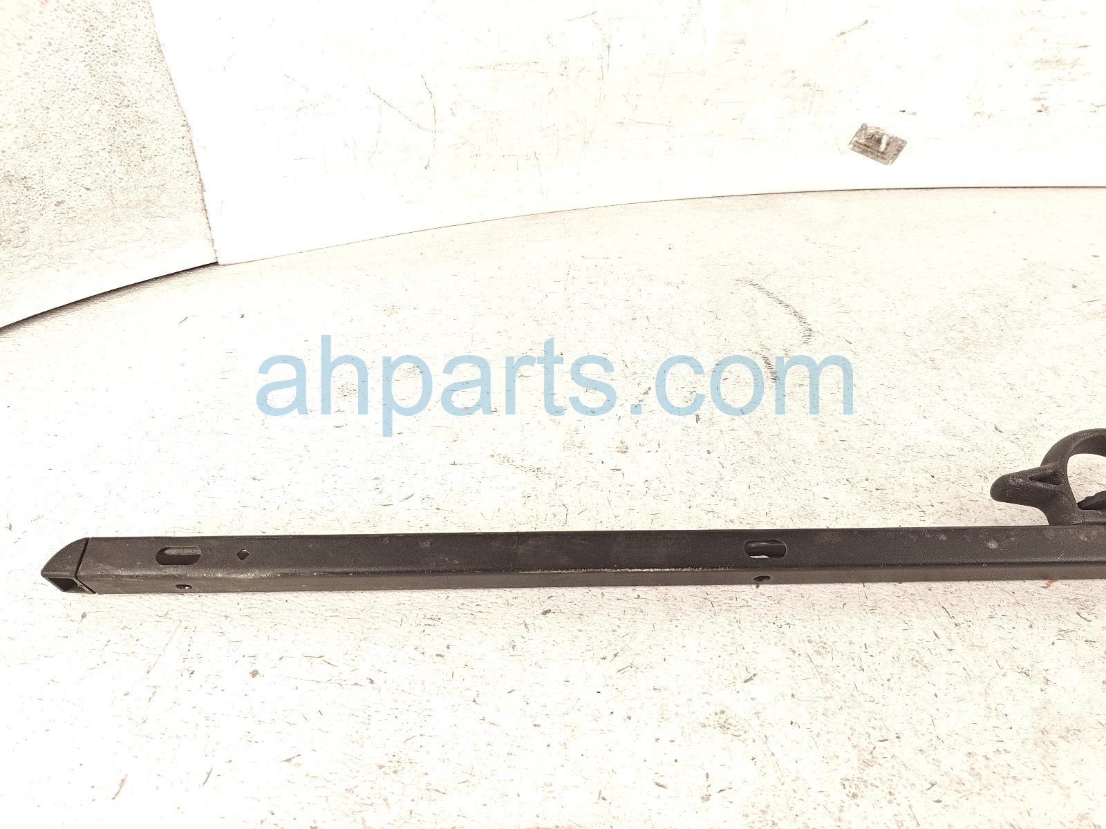 2024 Toyota Tacoma Passenger Bed Rail W/ Tie Downs & Cleats 65335 AK020 Replacement 2024 Toyota Tacoma Passenger Bed Rail W/ Tie Downs & Cleats 65335 AK020 Replacement thumbnail