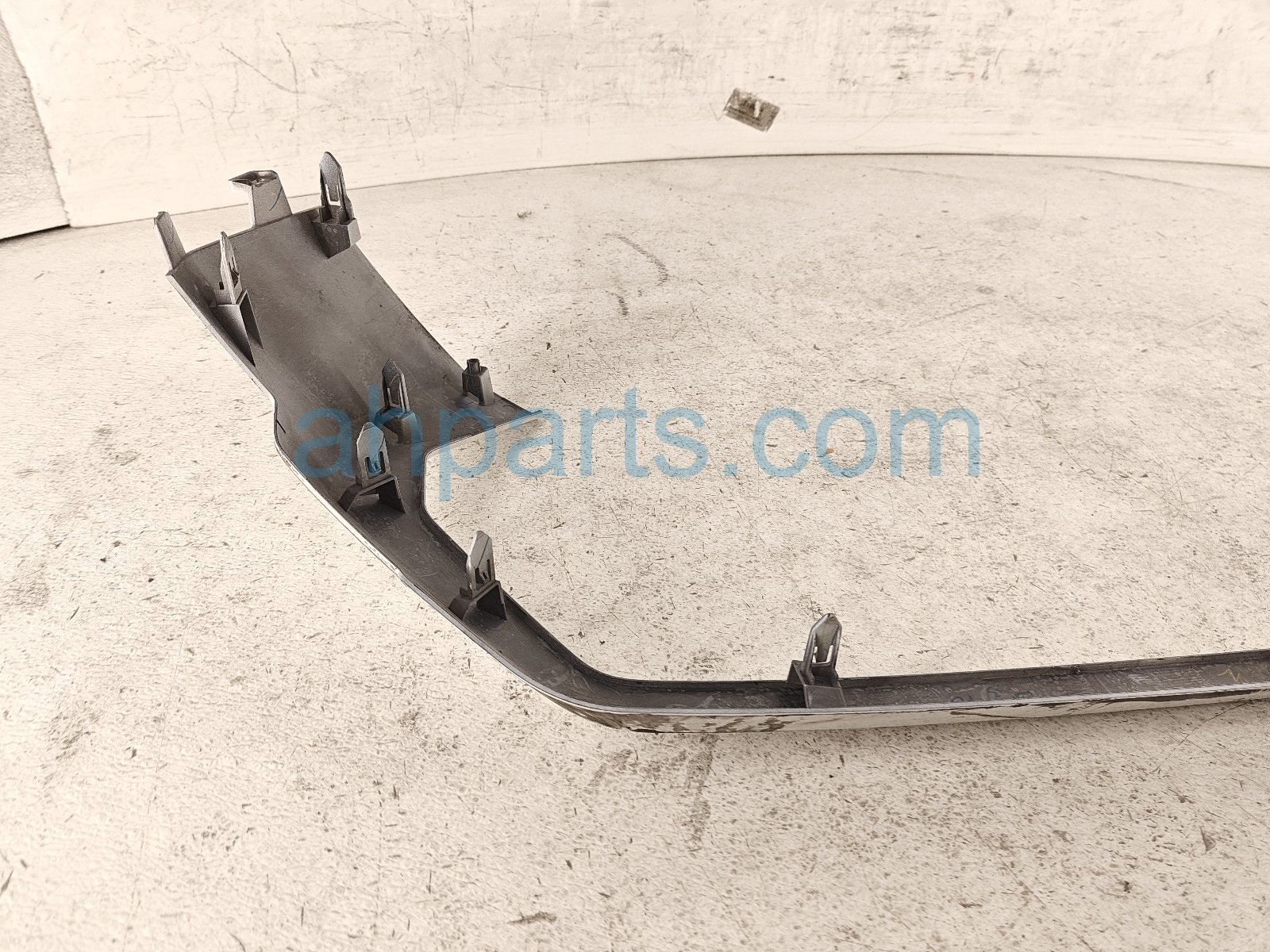 2024 Toyota Tacoma Front Upper Grille Molding 52711 AK900 Replacement 2024 Toyota Tacoma Front Upper Grille Molding 52711 AK900 Replacement thumbnail