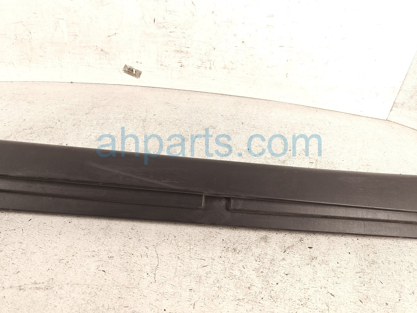 2024 Jeep Grand Cherokee Trim Passenger Rocker Molding Black 6PZ86GXHAC Replacement 2024 Jeep Grand Cherokee Trim Passenger Rocker Molding Black 6PZ86GXHAC Replacement thumbnail