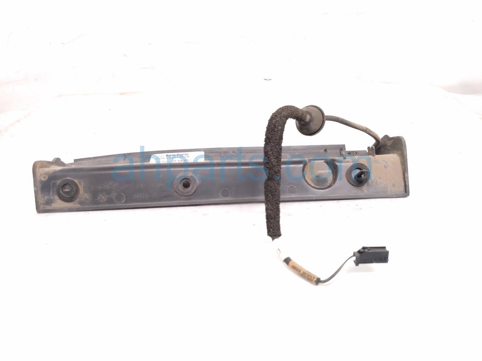 2020 Ford Explorer Rear Driver Liftgate Pinch Sensor LB5Z 78406A77 B Replacement 2020 Ford Explorer Rear Driver Liftgate Pinch Sensor LB5Z 78406A77 B Replacement thumbnail