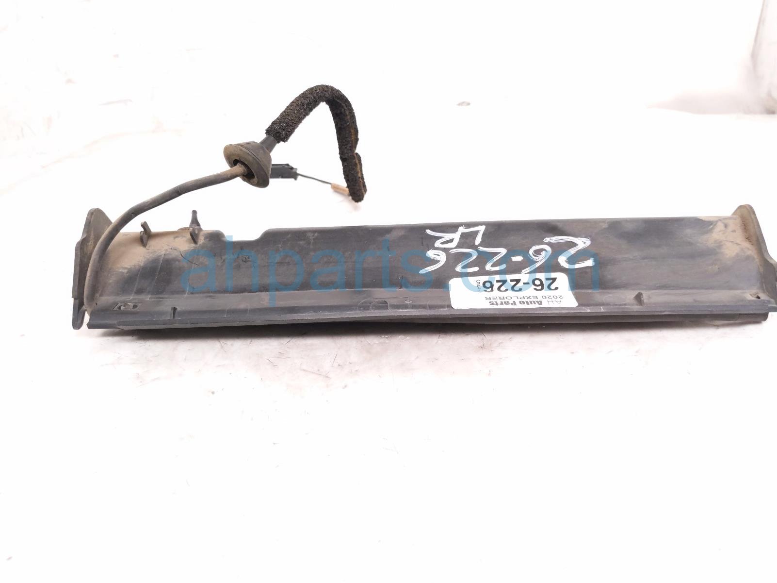 2020 Ford Explorer Rear Driver Liftgate Pinch Sensor LB5Z 78406A77 B Replacement 2020 Ford Explorer Rear Driver Liftgate Pinch Sensor LB5Z 78406A77 B Replacement thumbnail