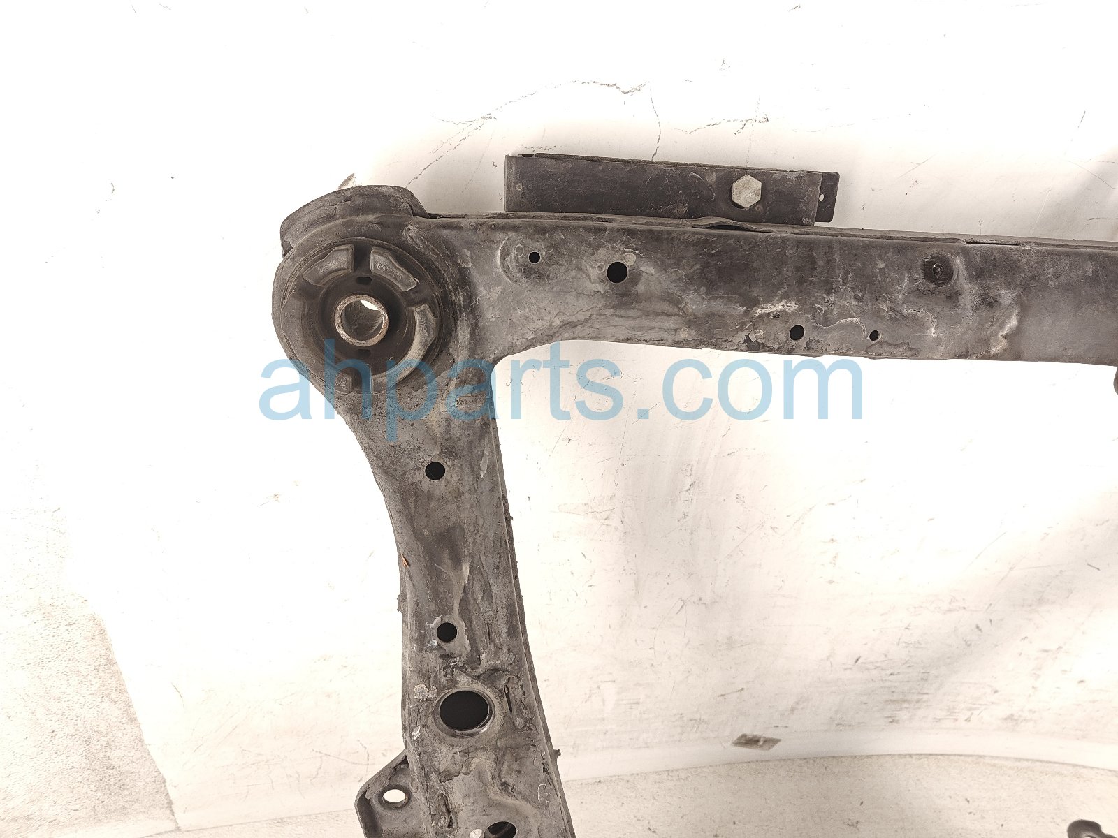 2015 Lexus Rx450h Crossmember Front Engine Sub Frame / Cradle 51100 48074 Replacement 2015 Lexus Rx450h Crossmember Front Engine Sub Frame / Cradle 51100 48074 Replacement thumbnail