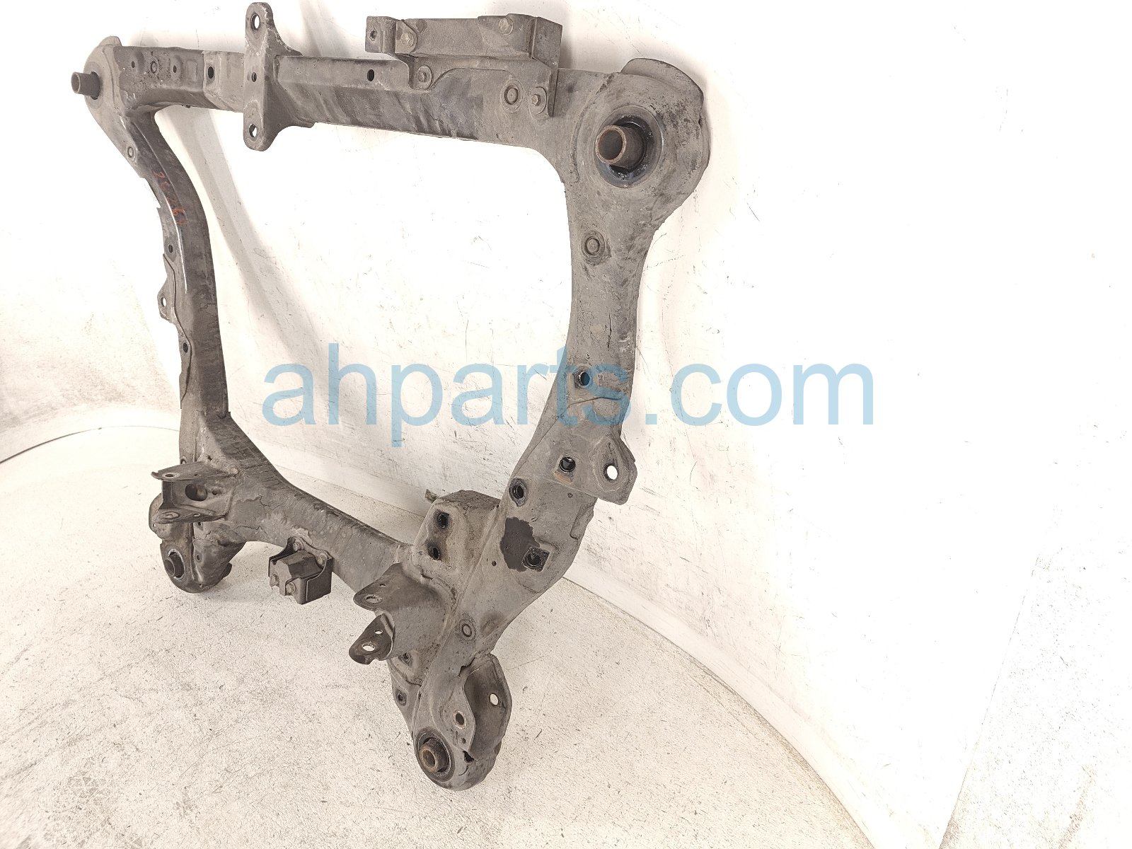 2015 Lexus Rx450h Crossmember Front Engine Sub Frame / Cradle 51100 48074 Replacement 2015 Lexus Rx450h Crossmember Front Engine Sub Frame / Cradle 51100 48074 Replacement thumbnail