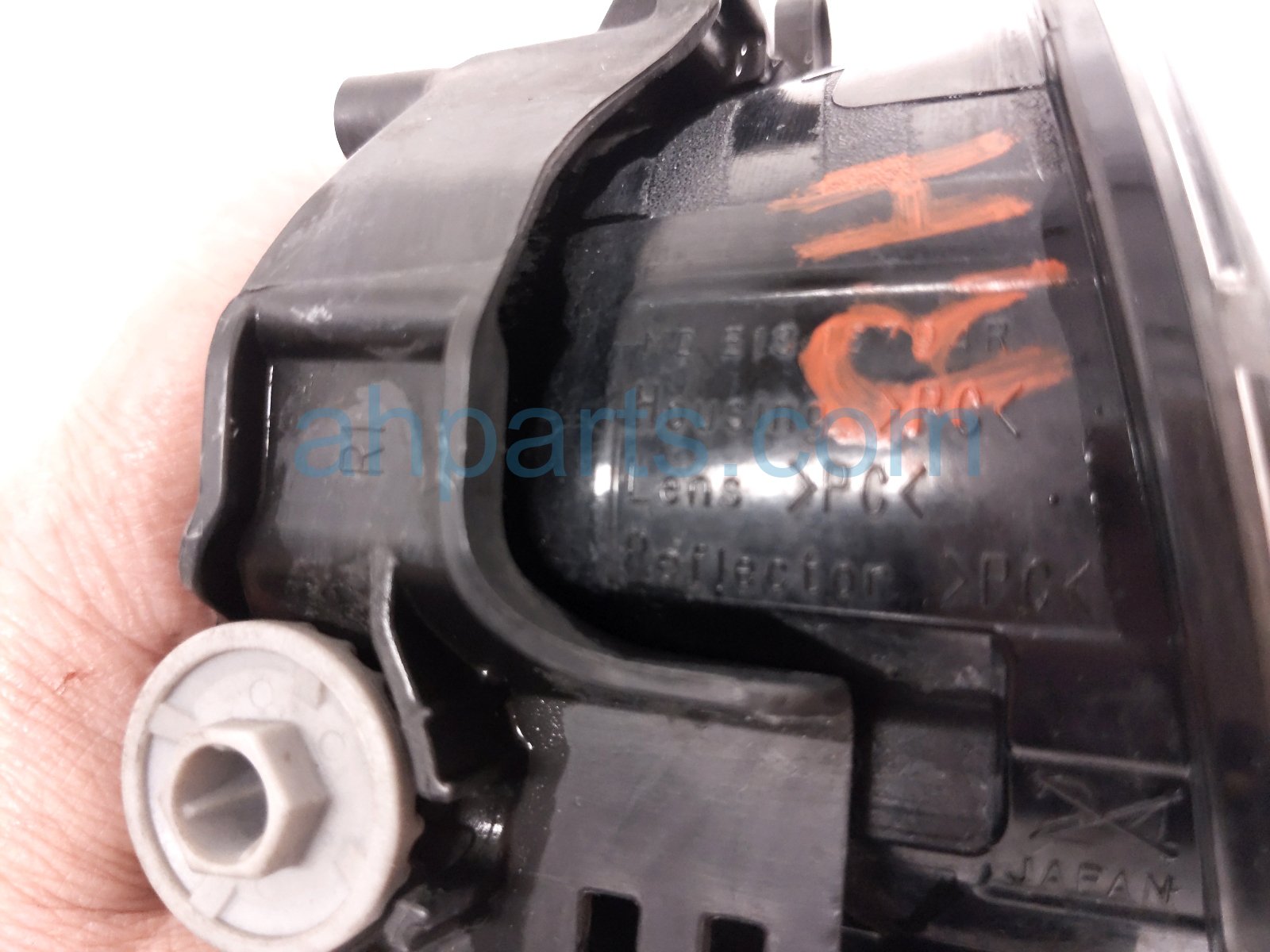 2015 Lexus Rx450h Passenger Fog Lamp / Light 81210 48051 Replacement 2015 Lexus Rx450h Passenger Fog Lamp / Light 81210 48051 Replacement thumbnail