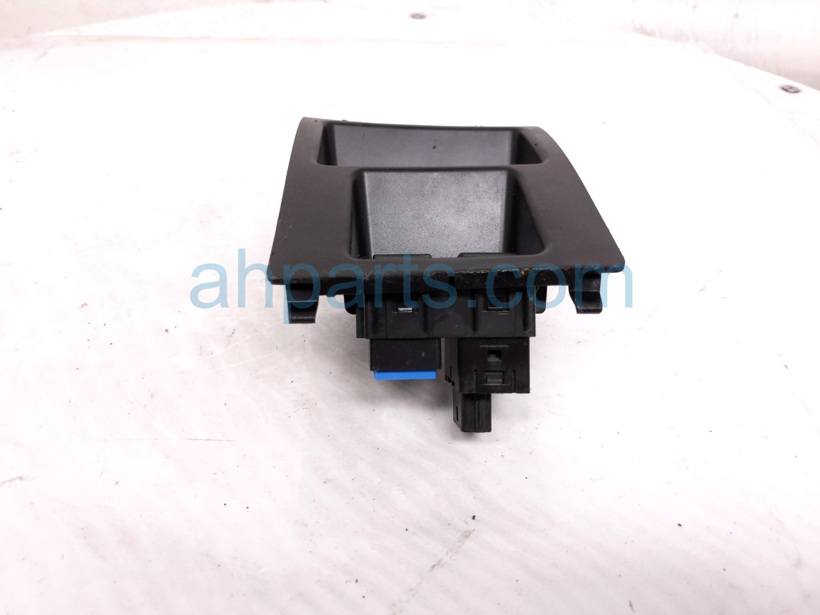 2015 Lexus Rx450h Dash Multi Switch Assy lh black 84930 0E051 Replacement 2015 Lexus Rx450h Dash Multi Switch Assy lh black 84930 0E051 Replacement thumbnail