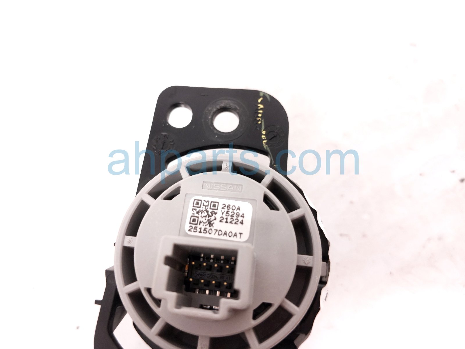 2026 Nissan Sentra Column Push Start / Stop Ignition Switch 25150 7DA0A Replacement 2026 Nissan Sentra Column Push Start / Stop Ignition Switch 25150 7DA0A Replacement thumbnail