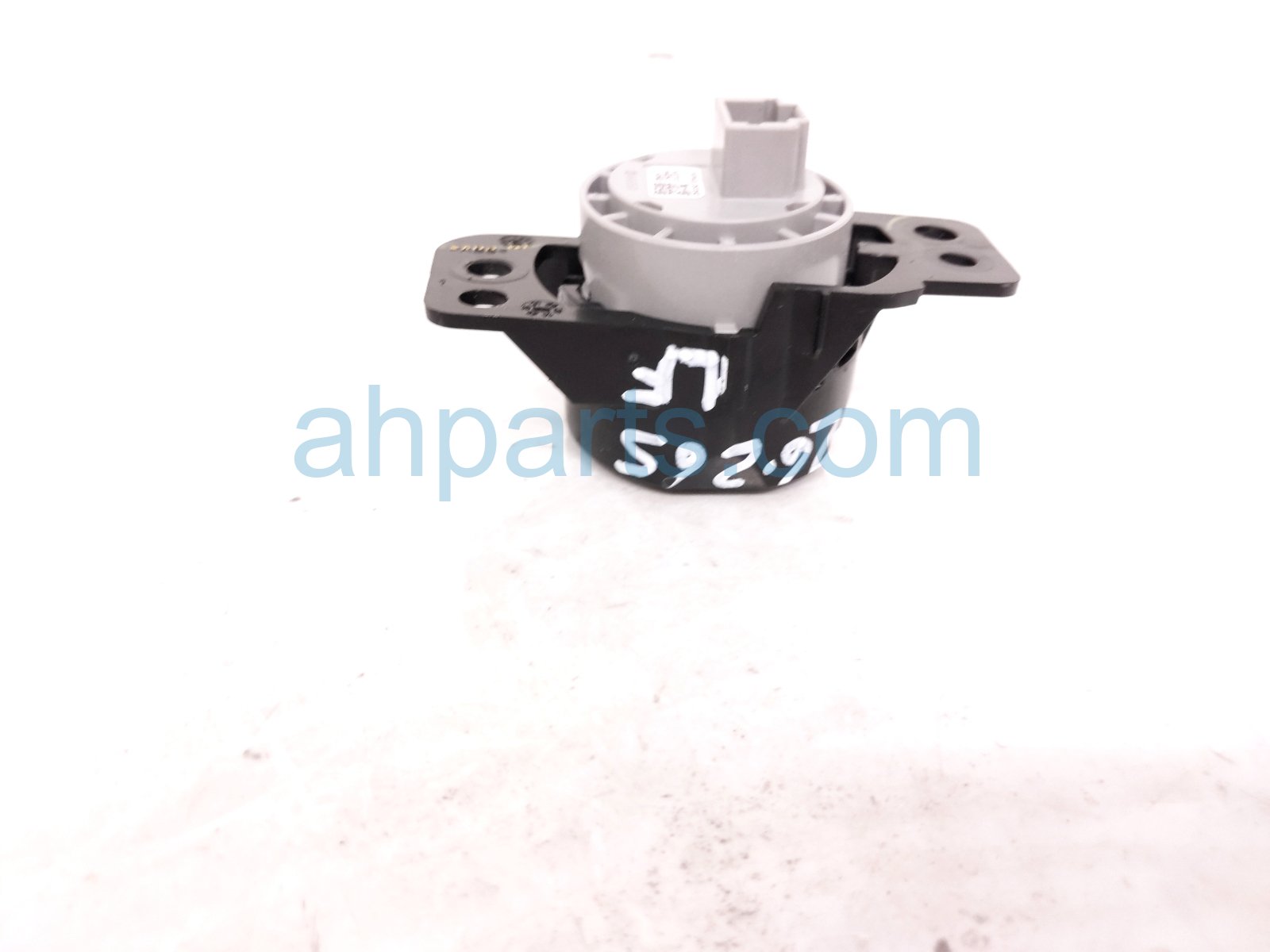 2026 Nissan Sentra Column Push Start / Stop Ignition Switch 25150 7DA0A Replacement 2026 Nissan Sentra Column Push Start / Stop Ignition Switch 25150 7DA0A Replacement thumbnail