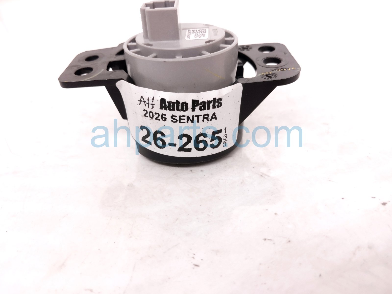 2026 Nissan Sentra Column Push Start / Stop Ignition Switch 25150 7DA0A Replacement 2026 Nissan Sentra Column Push Start / Stop Ignition Switch 25150 7DA0A Replacement thumbnail