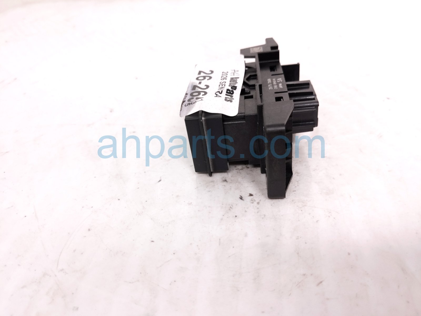 2026 Nissan Sentra Park Brake & Auto Hold Sw Ctr 25175 7SA0A Replacement 2026 Nissan Sentra Park Brake & Auto Hold Sw Ctr 25175 7SA0A Replacement thumbnail