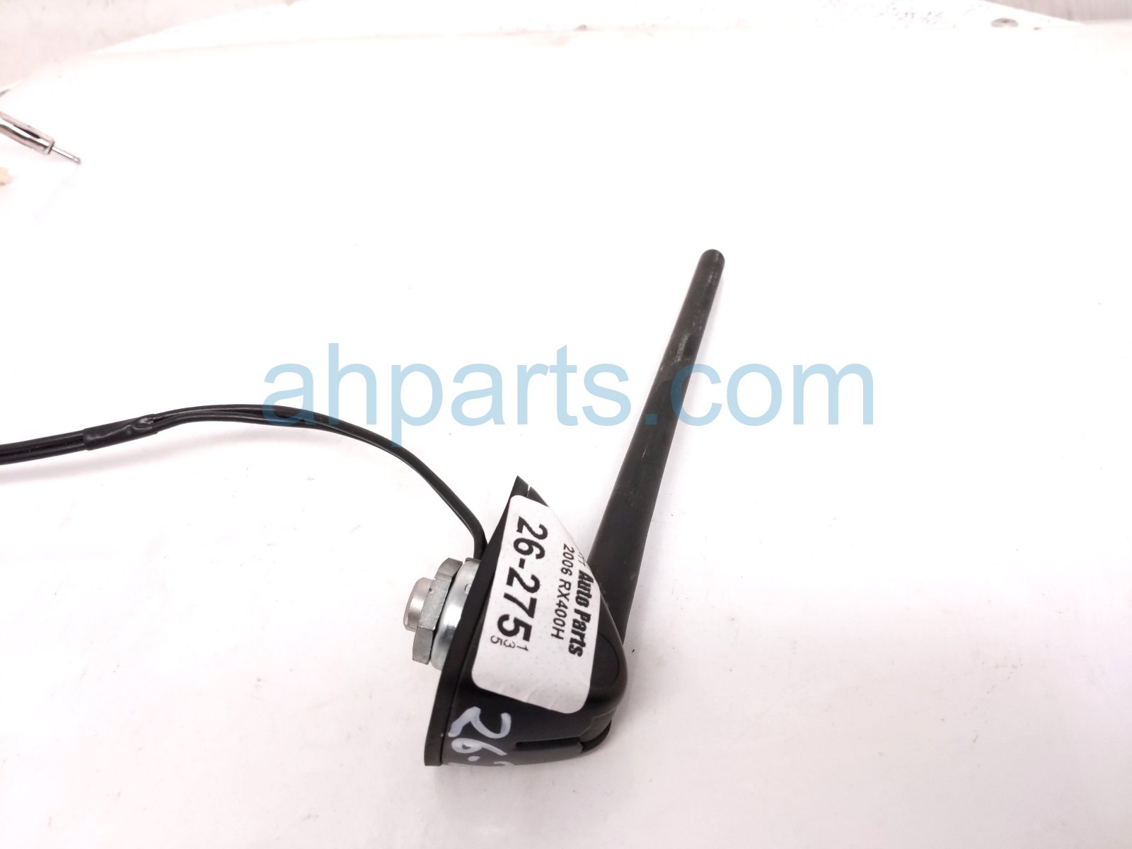 2006 Lexus Rx400h Roof Antenna Assy Grey 86300 48140 Replacement 2006 Lexus Rx400h Roof Antenna Assy Grey 86300 48140 Replacement thumbnail