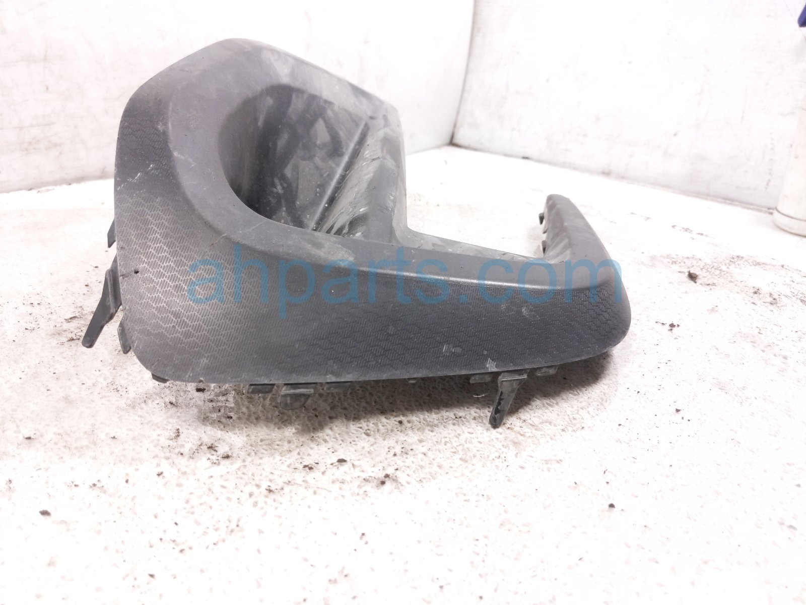 2024 Subaru Legacy Front Driver Fog Lamp Bezel Grille blk 57731AN35A Replacement 2024 Subaru Legacy Front Driver Fog Lamp Bezel Grille blk 57731AN35A Replacement thumbnail