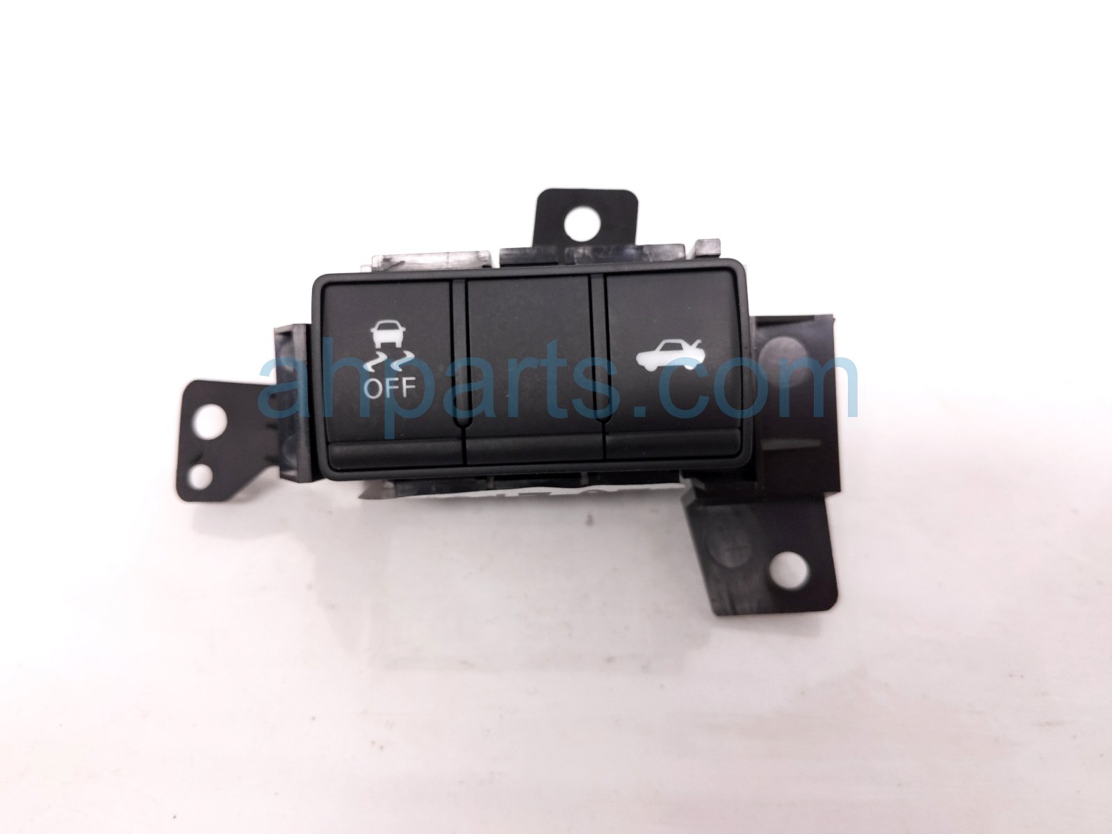 Infiniti DASH TRACT CTRL TRUNK REL SW-LH