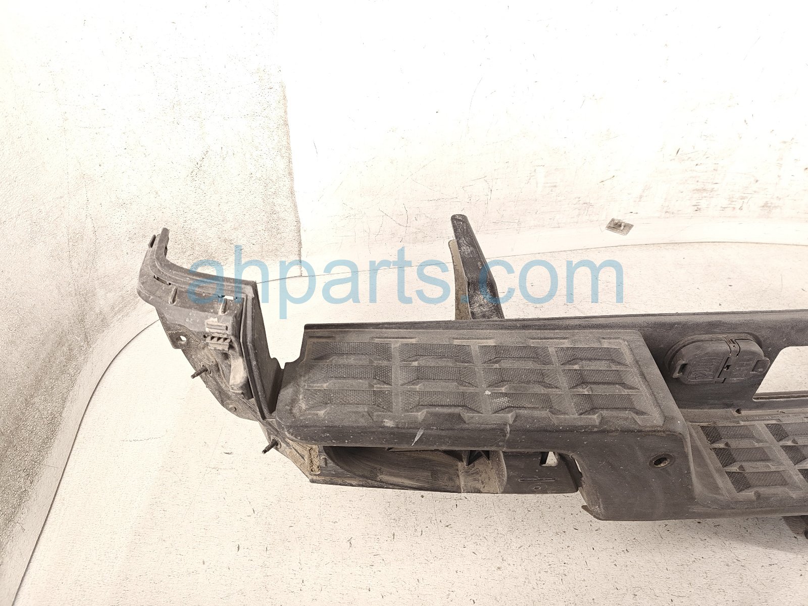 2018 Toyota Tacoma Reinforcement Bar / Beam Rear Bumper Silver Missing Piece 52057 04030 Replacement 2018 Toyota Tacoma Reinforcement Bar / Beam Rear Bumper Silver Missing Piece 52057 04030 Replacement thumbnail