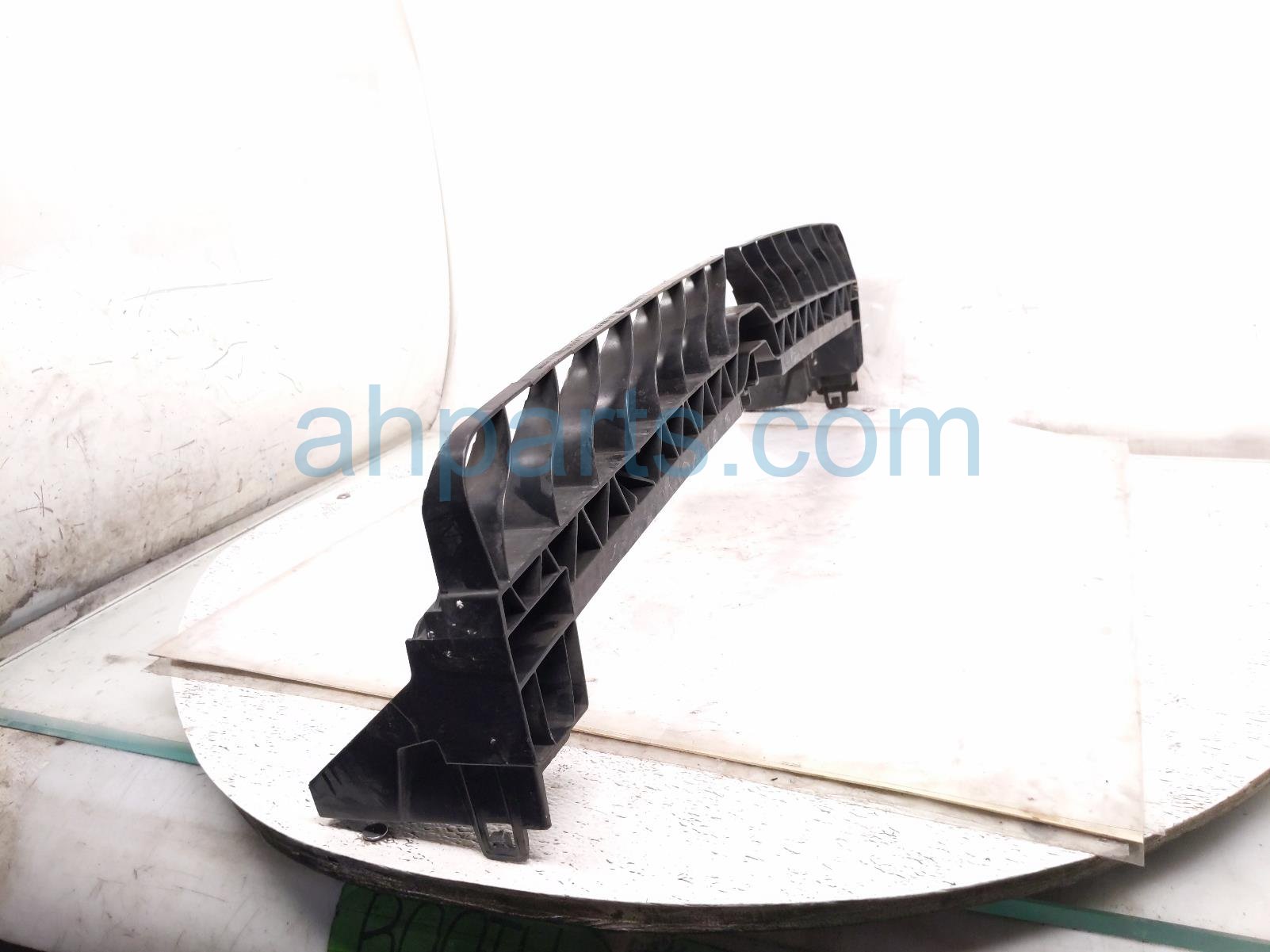 2023 Volkswagen Taos Grille Radiator Guide Support 1.5l 2GJ 805 705 B Replacement 2023 Volkswagen Taos Grille Radiator Guide Support 1.5l 2GJ 805 705 B Replacement thumbnail