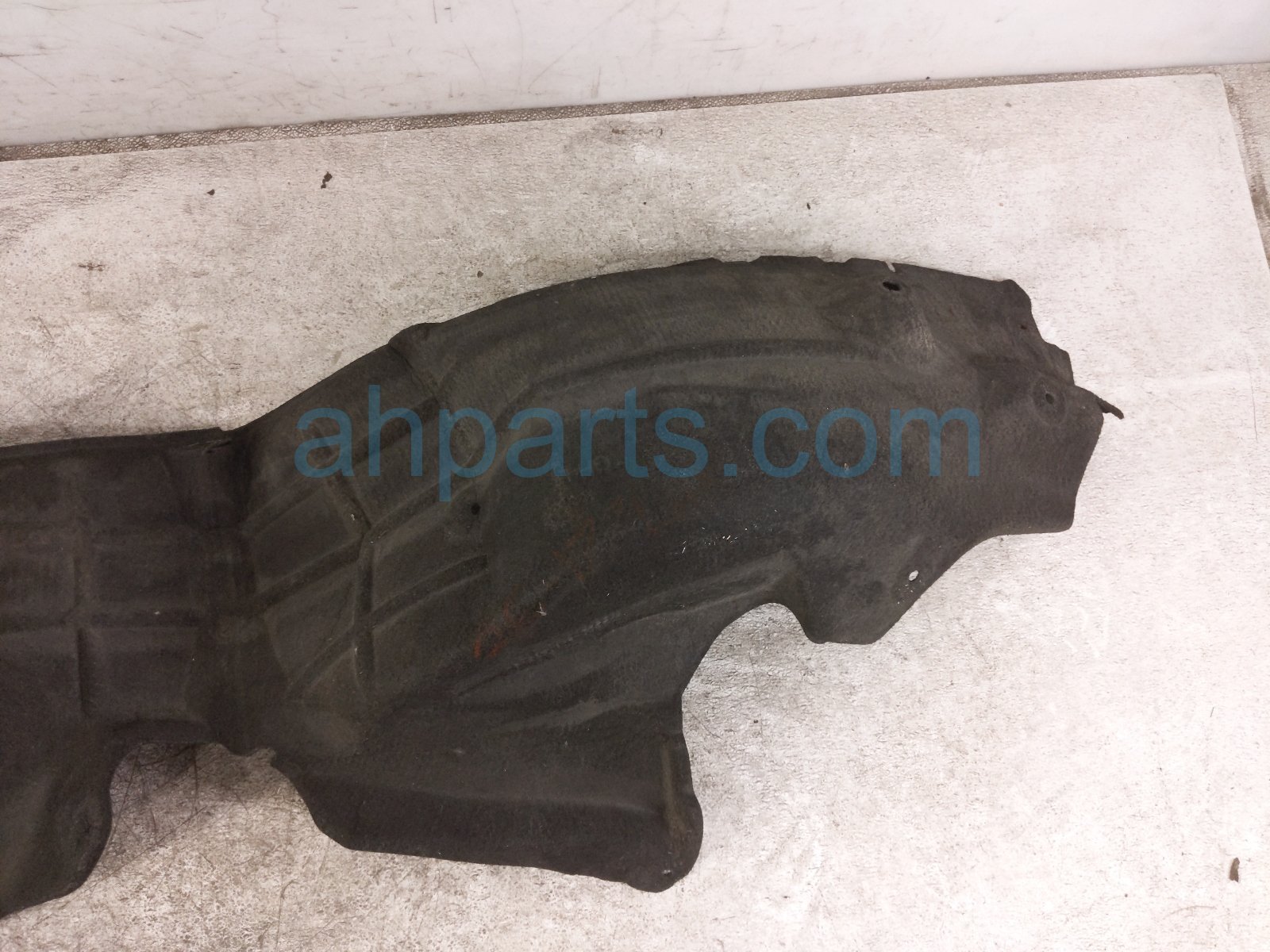 2018 Honda Civic Rear Driver Inner Fender Liner Type R 74592 TGH A01 Replacement 2018 Honda Civic Rear Driver Inner Fender Liner Type R 74592 TGH A01 Replacement thumbnail