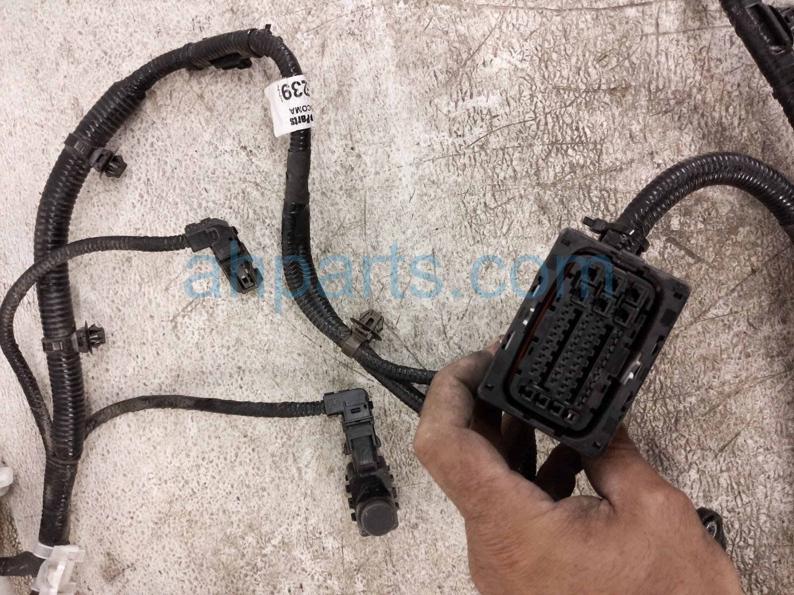 2024 Toyota Tacoma Rear Bumper Wiring Harness W/sensors 82183 AK020 Replacement 2024 Toyota Tacoma Rear Bumper Wiring Harness W/sensors 82183 AK020 Replacement thumbnail